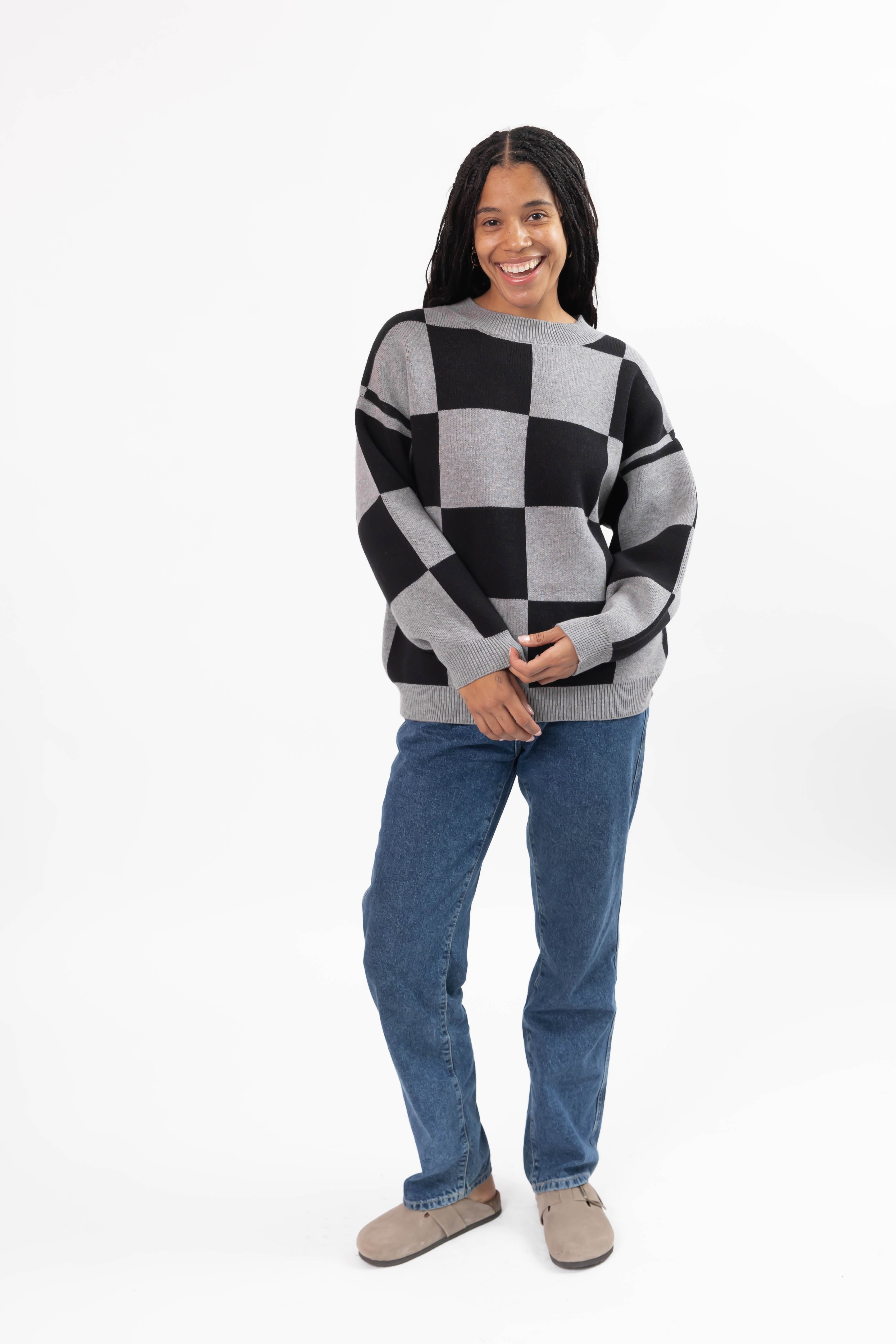 Chrissy Checkered Sweater in Grey/Black – Smash + Tess