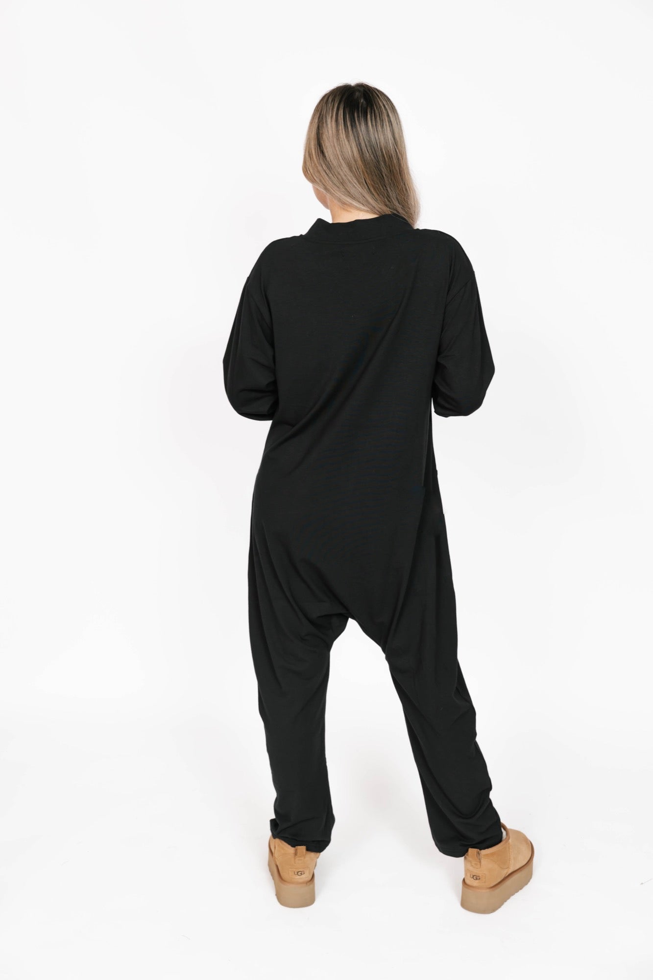 Abigael Long Sleeve Romper in Midnight Black