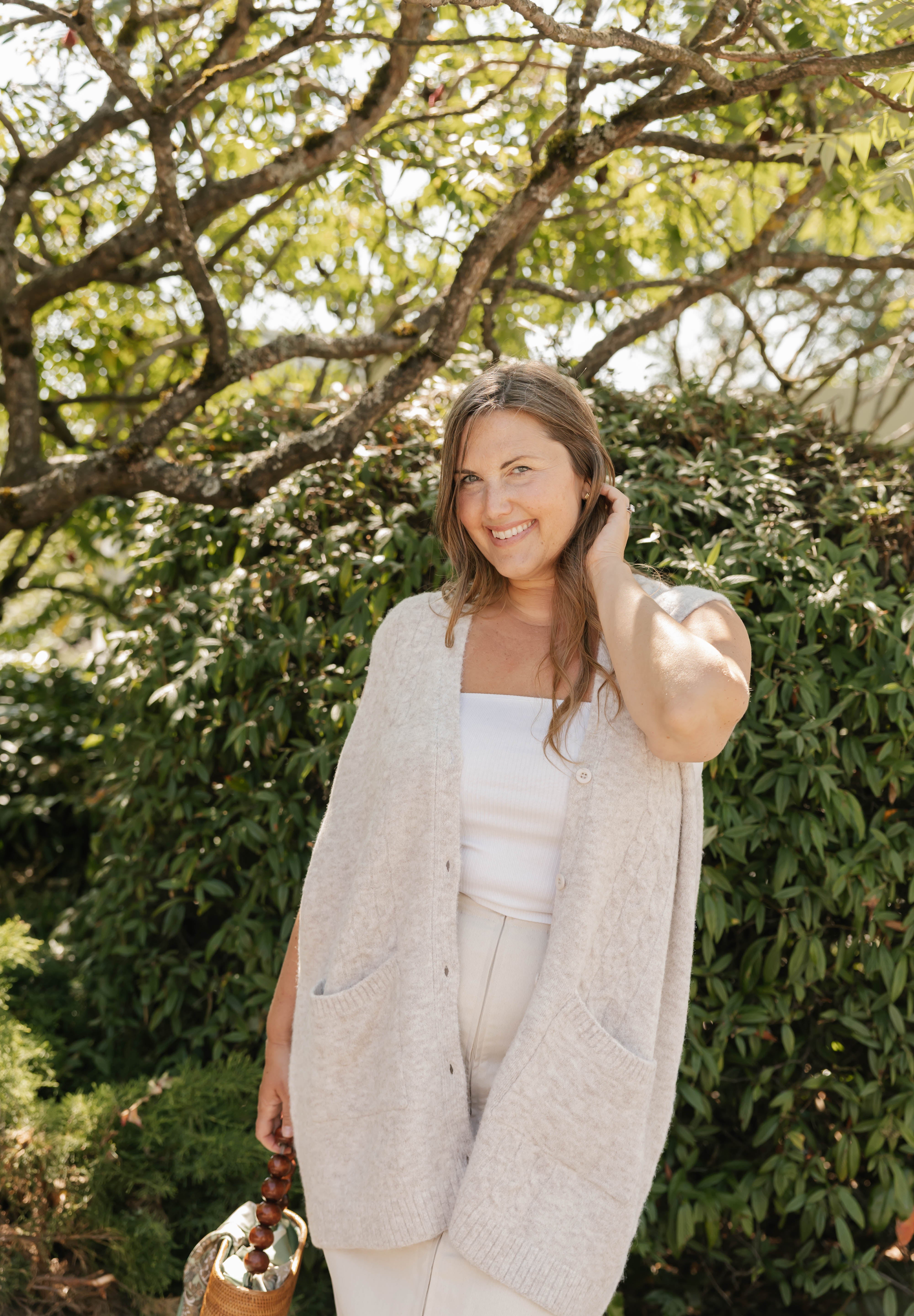 Adeline Cable Vest in Oatmeal
