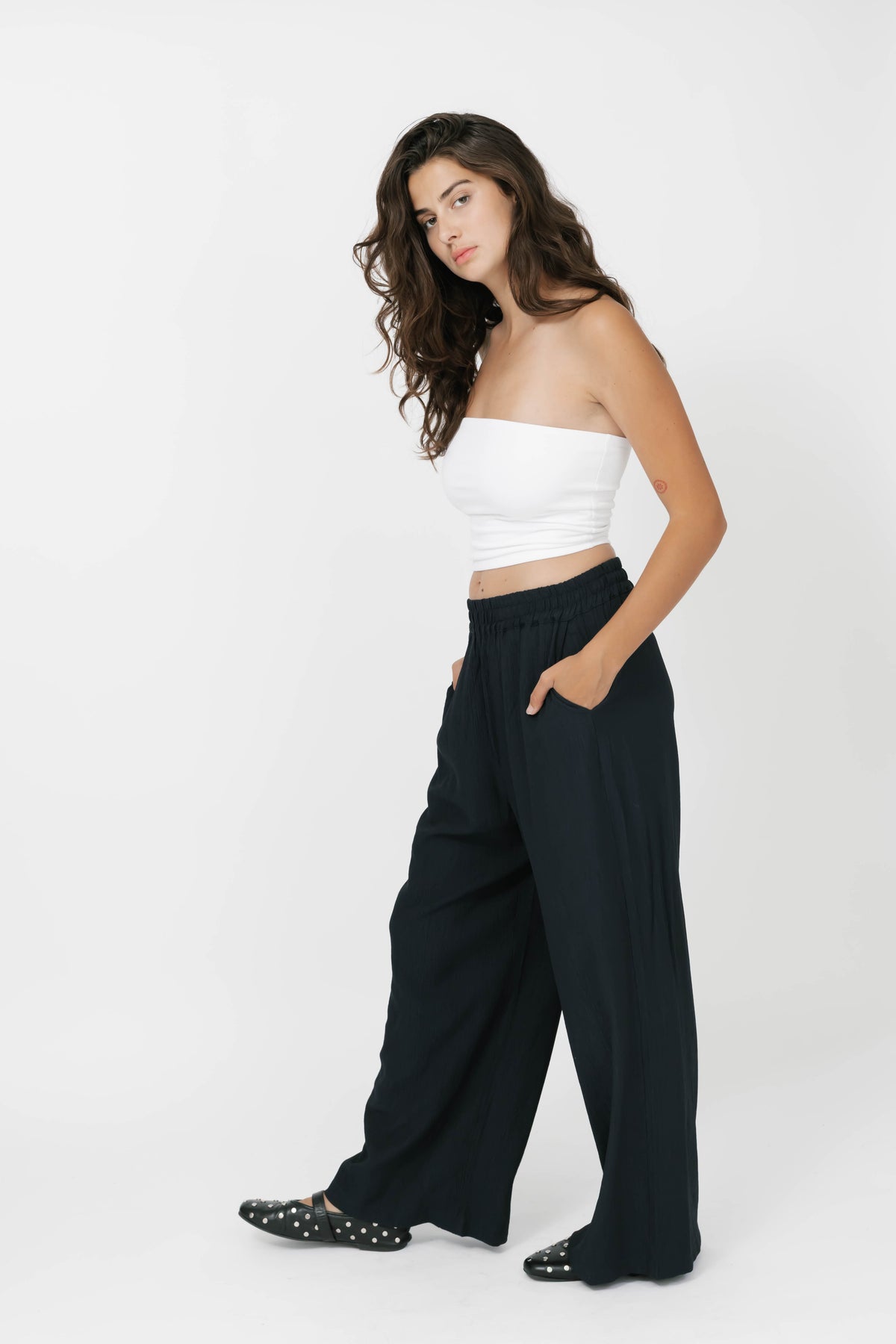 Alicia Plisse Pants in Soft Black