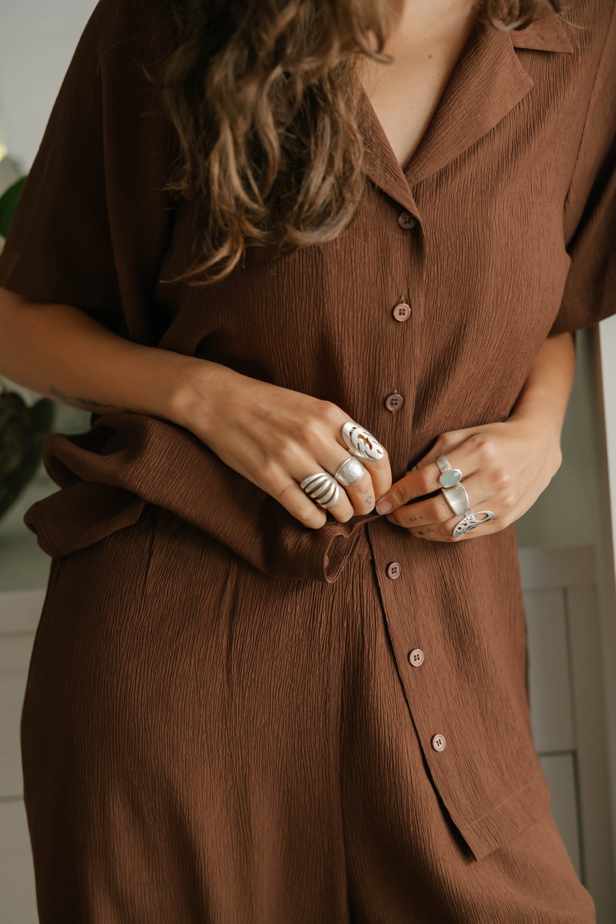 Alicia Plisse Top in Coffee Bean