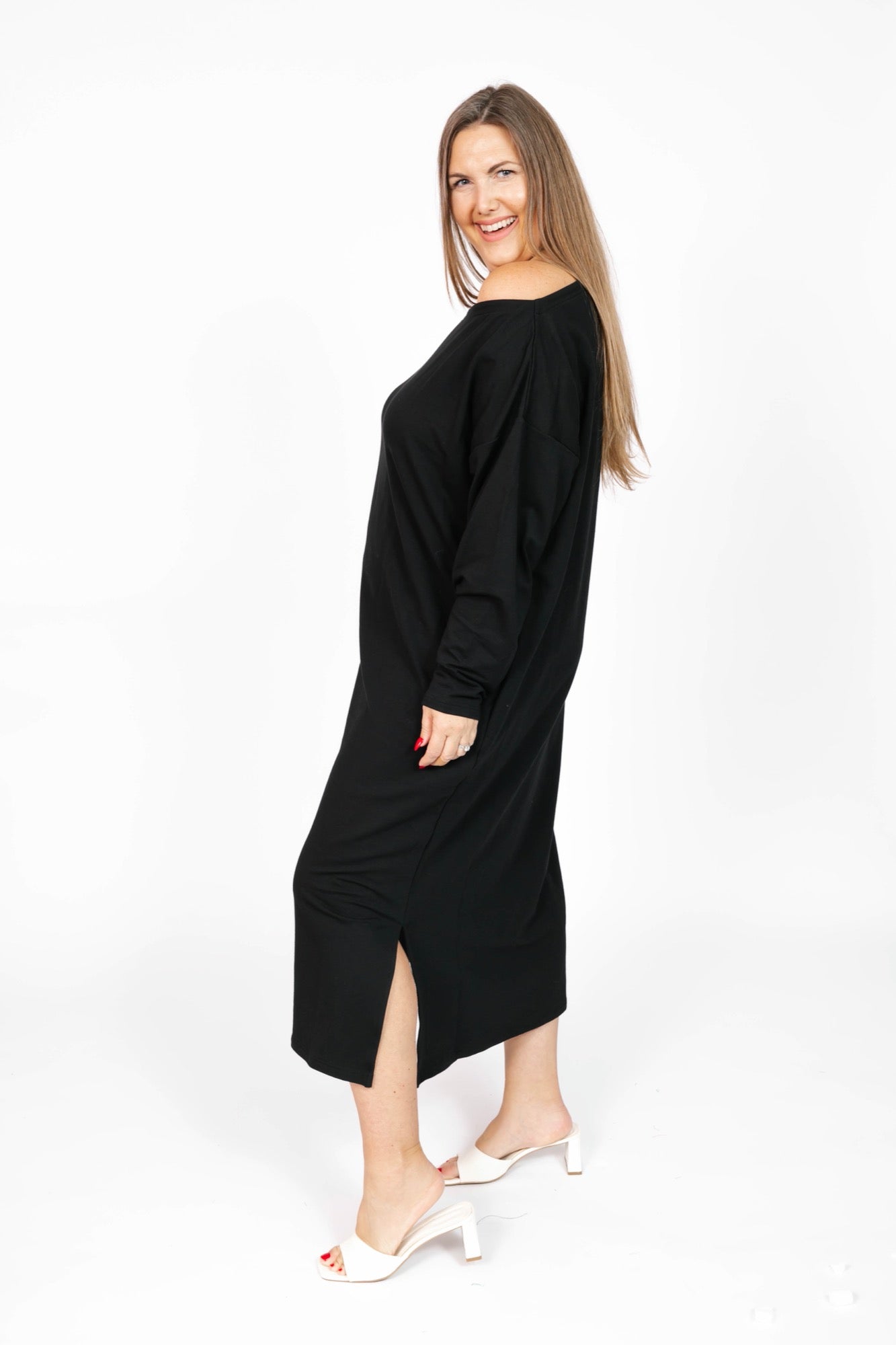 All Day Midi Dress in Midnight Black