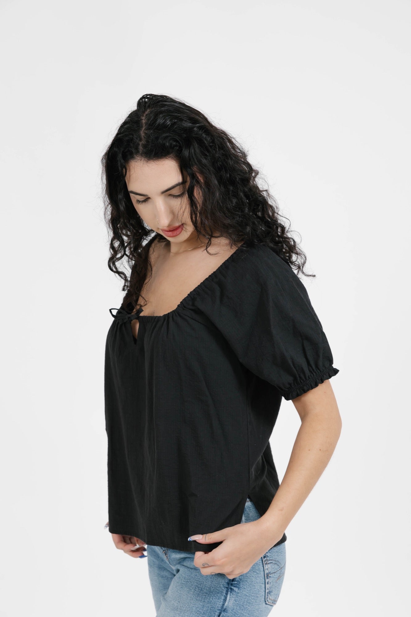 Amber Puff Sleeve Top in Midnight Black