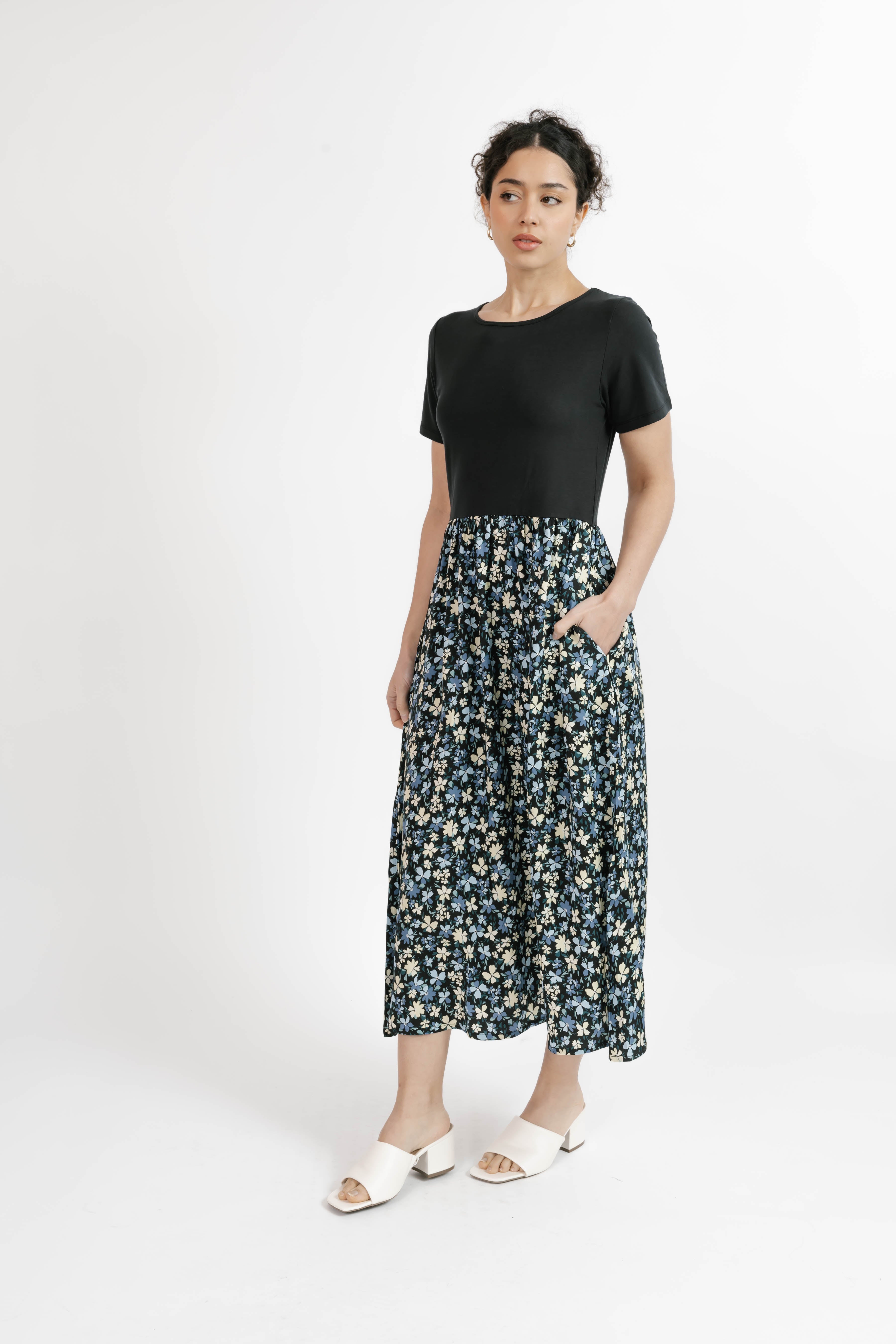 Andi Midi Dress in Black/Floral