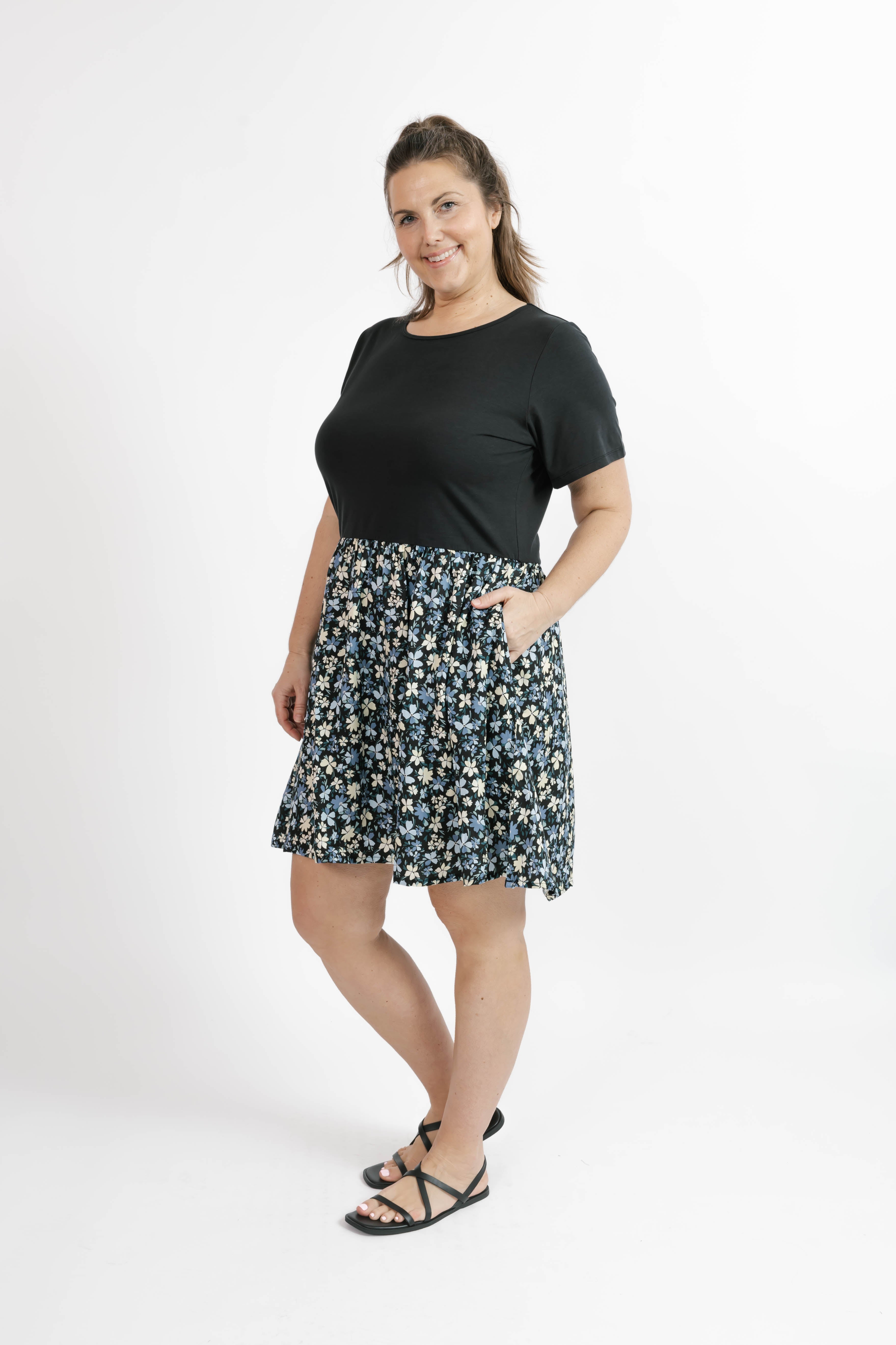 Andi Mini Dress in Black/Floral