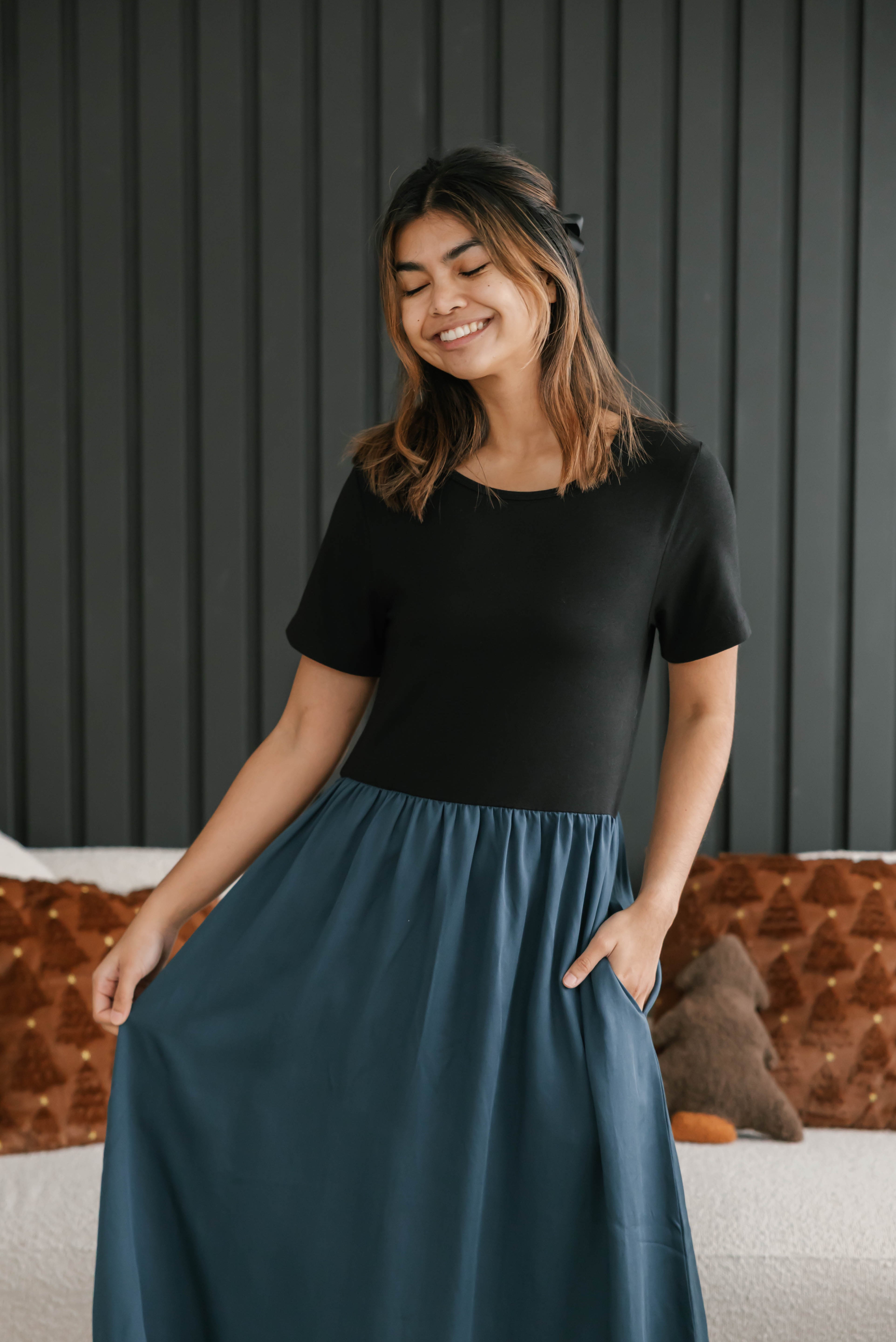 Andi Midi Dress in Midnight Black/Lagoon