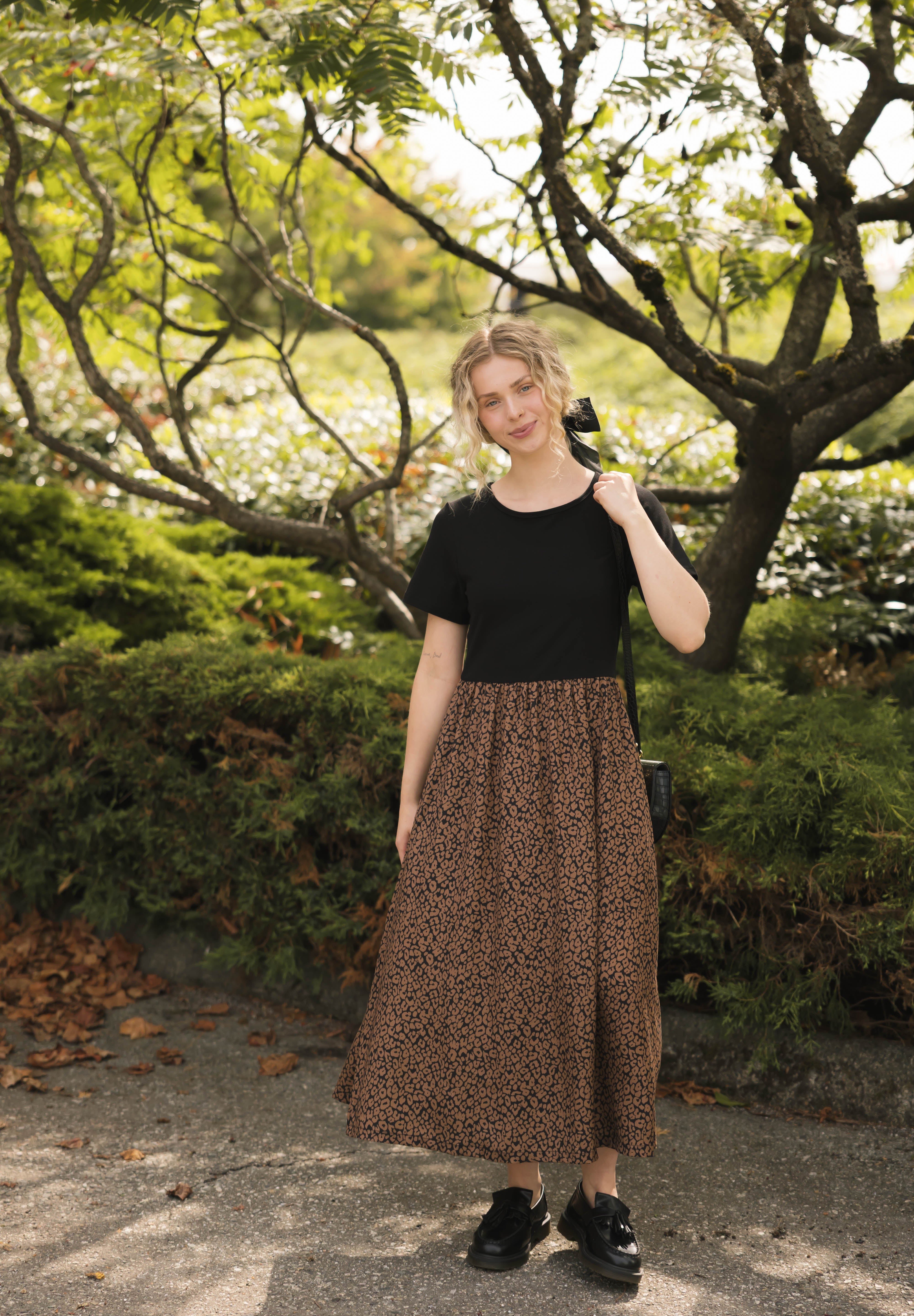 Andi Midi Dress in Midnight Black/Leopard