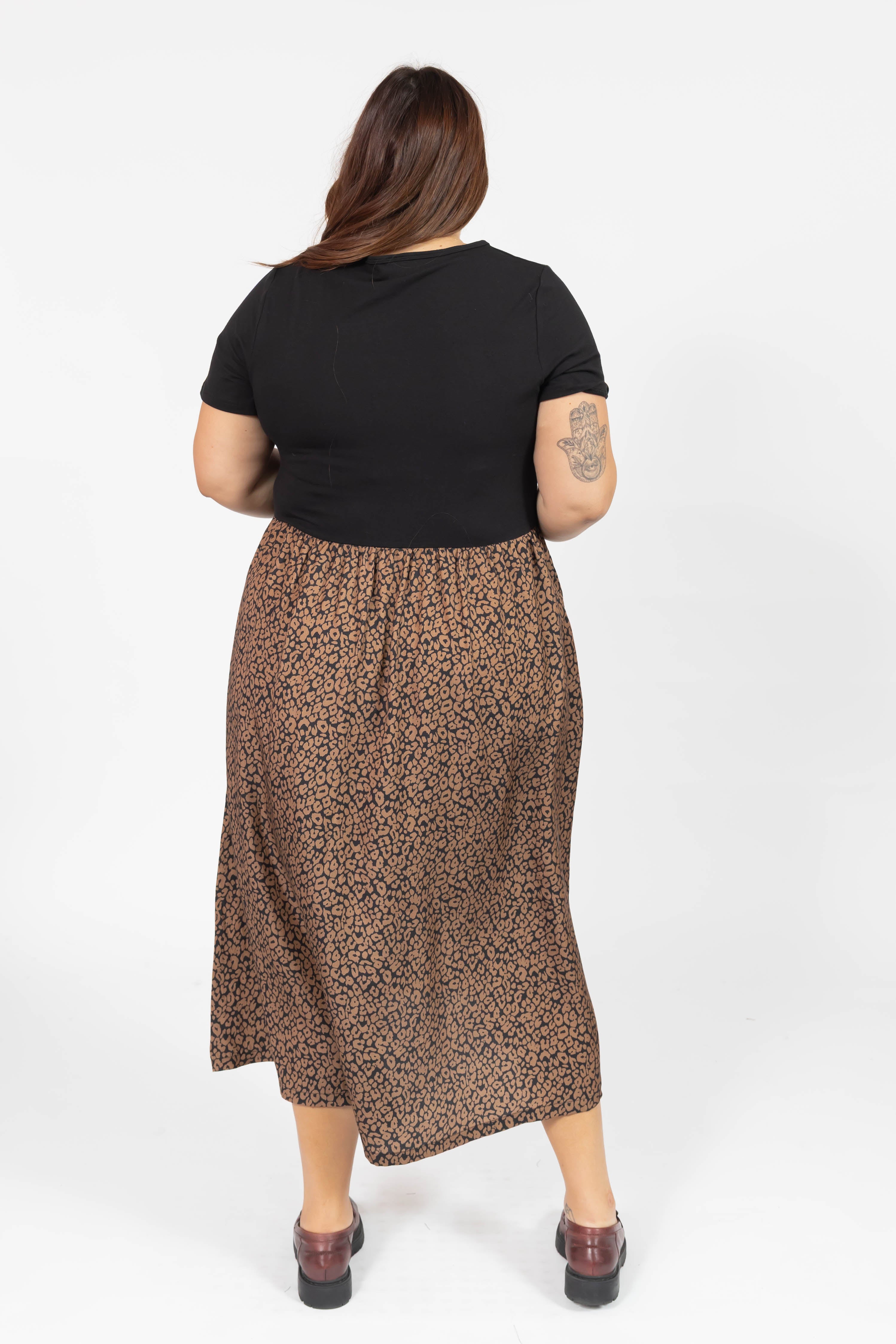 Andi Midi Dress in Midnight Black/Leopard