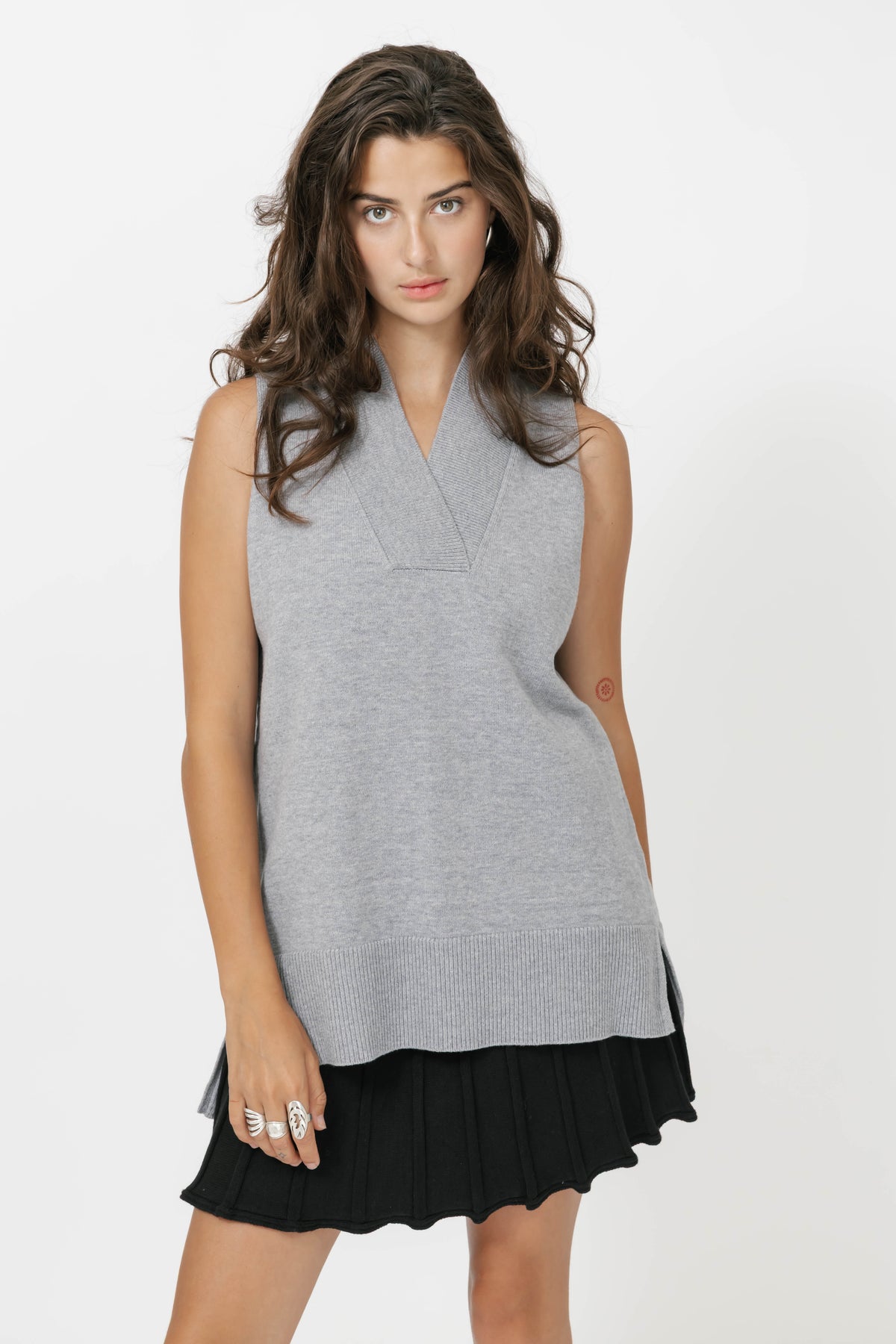Blair Knit Vest in Light Grey