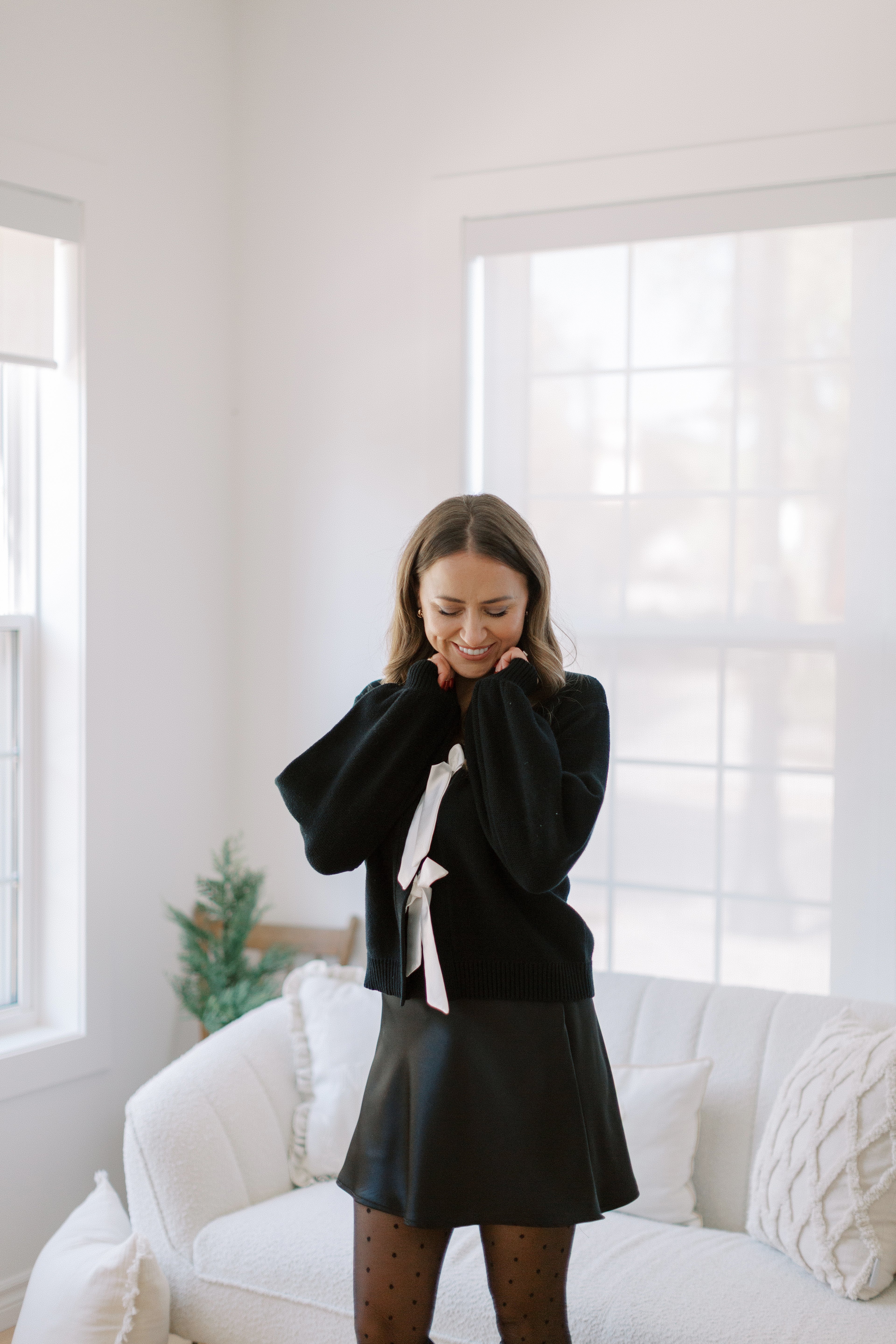 S+T x Fallon Farinacci Holiday Bow Box in Black/Cream