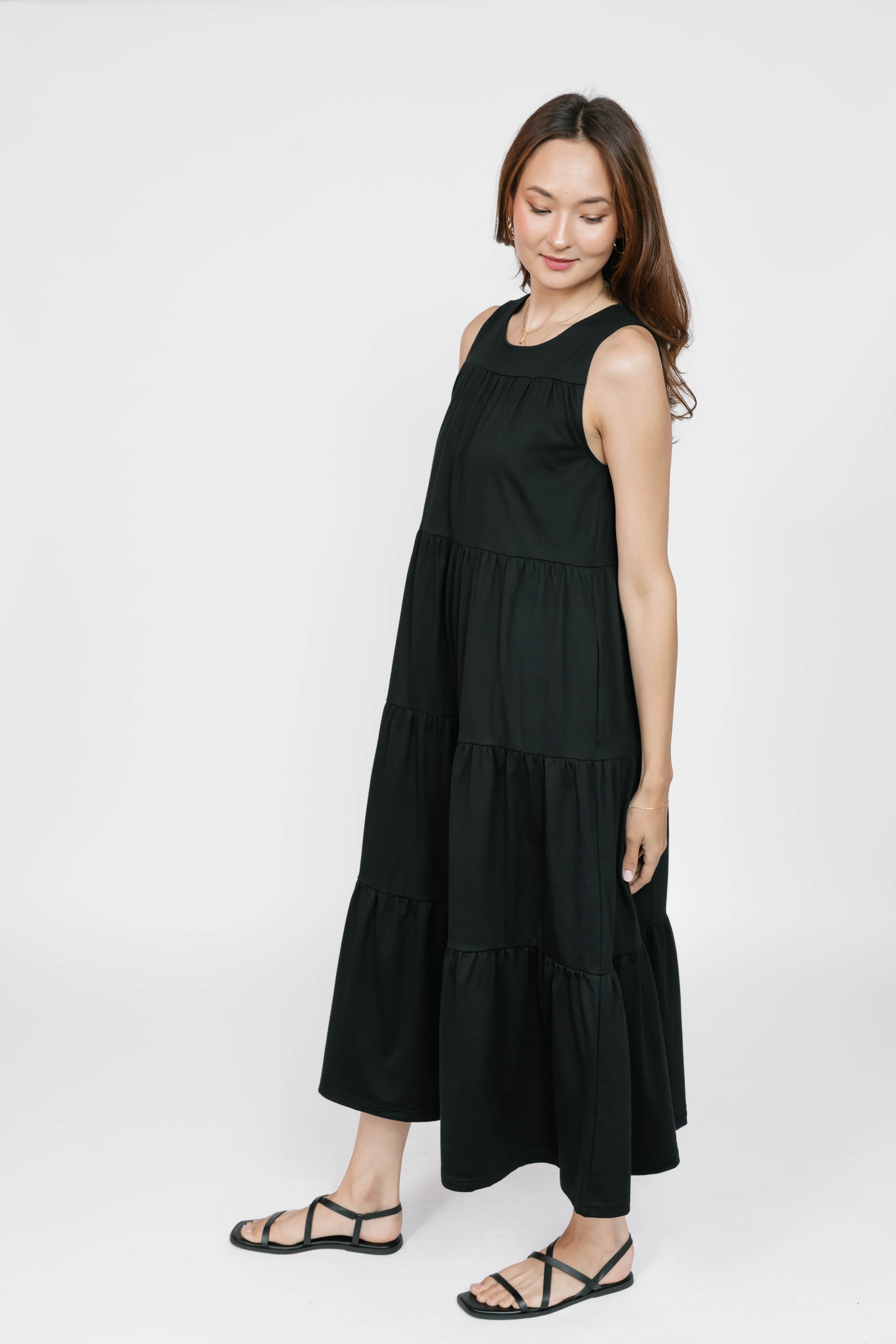 Bria Maxi Dress in Midnight Black