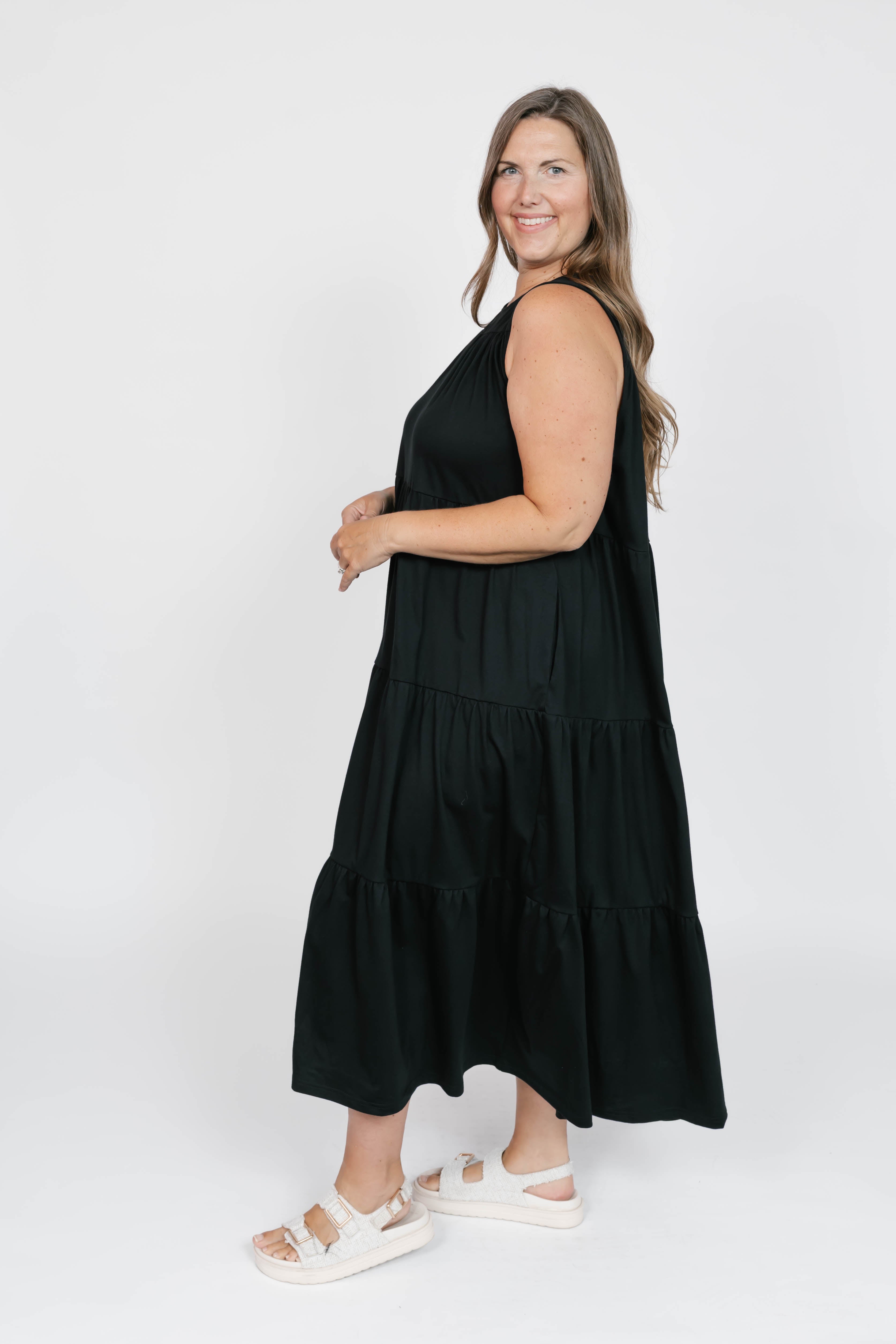 Bria Maxi Dress in Midnight Black