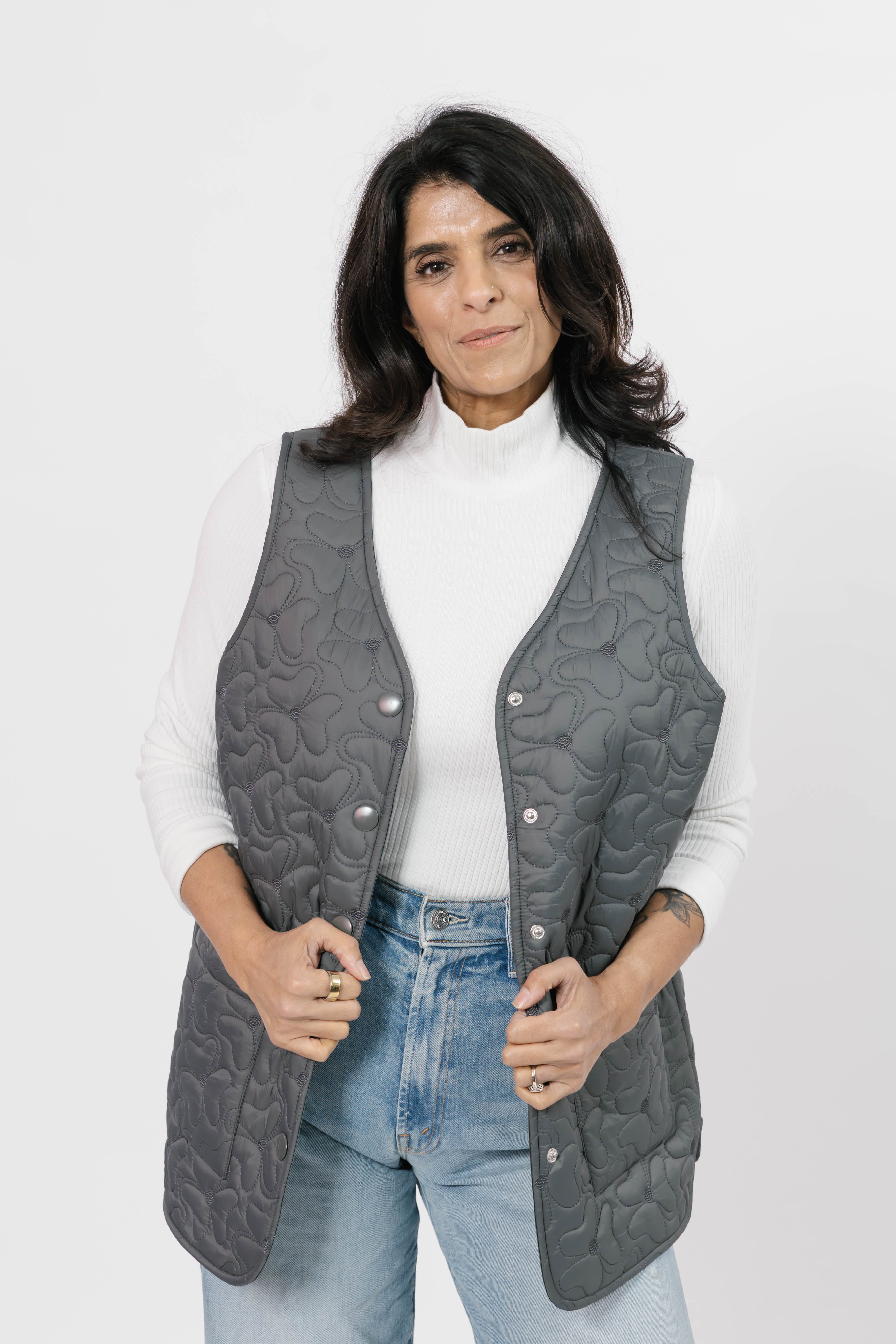 Carson Quilted Vest in Magnet Grey