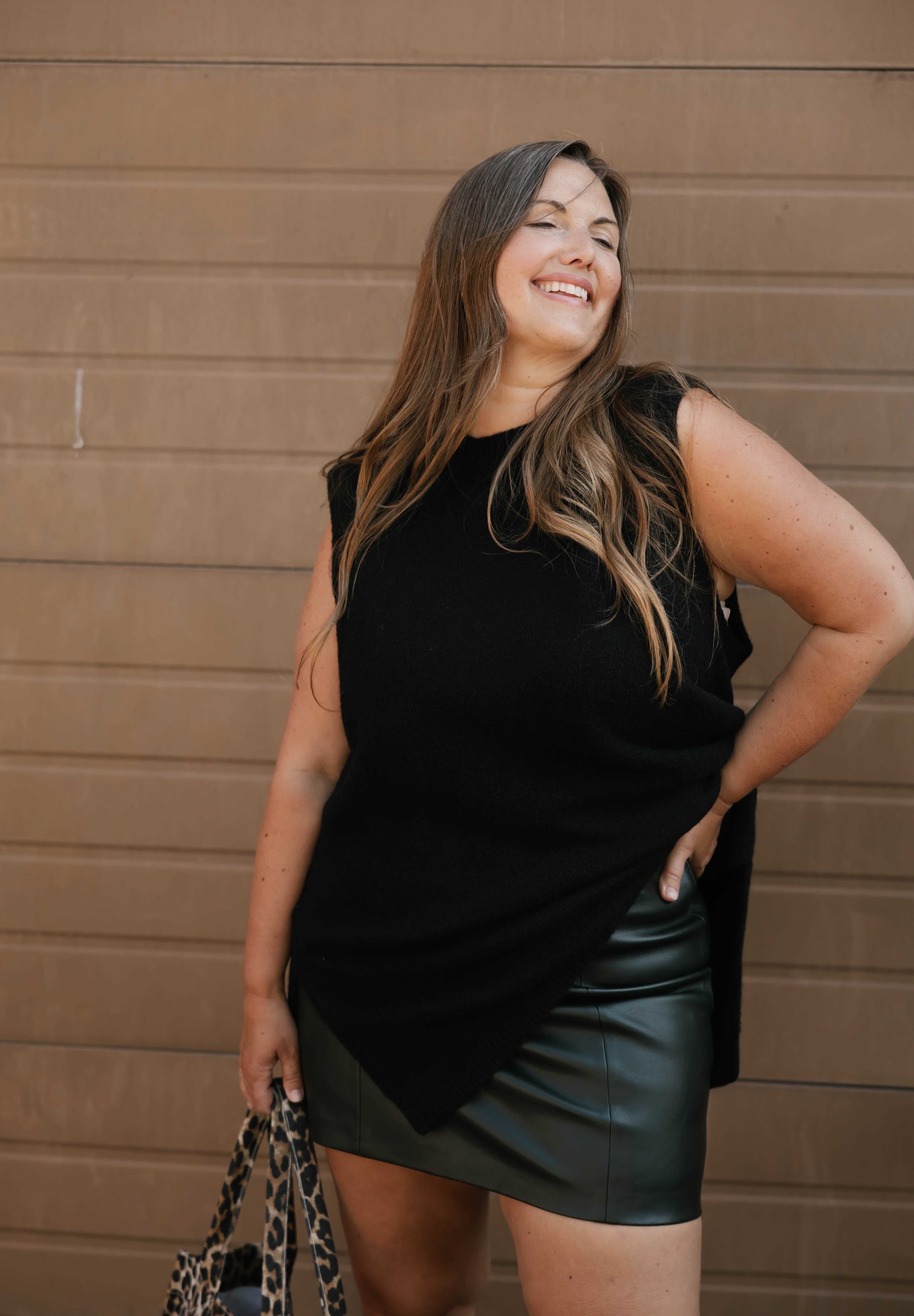 Charlie Sweater Tunic in Midnight Black