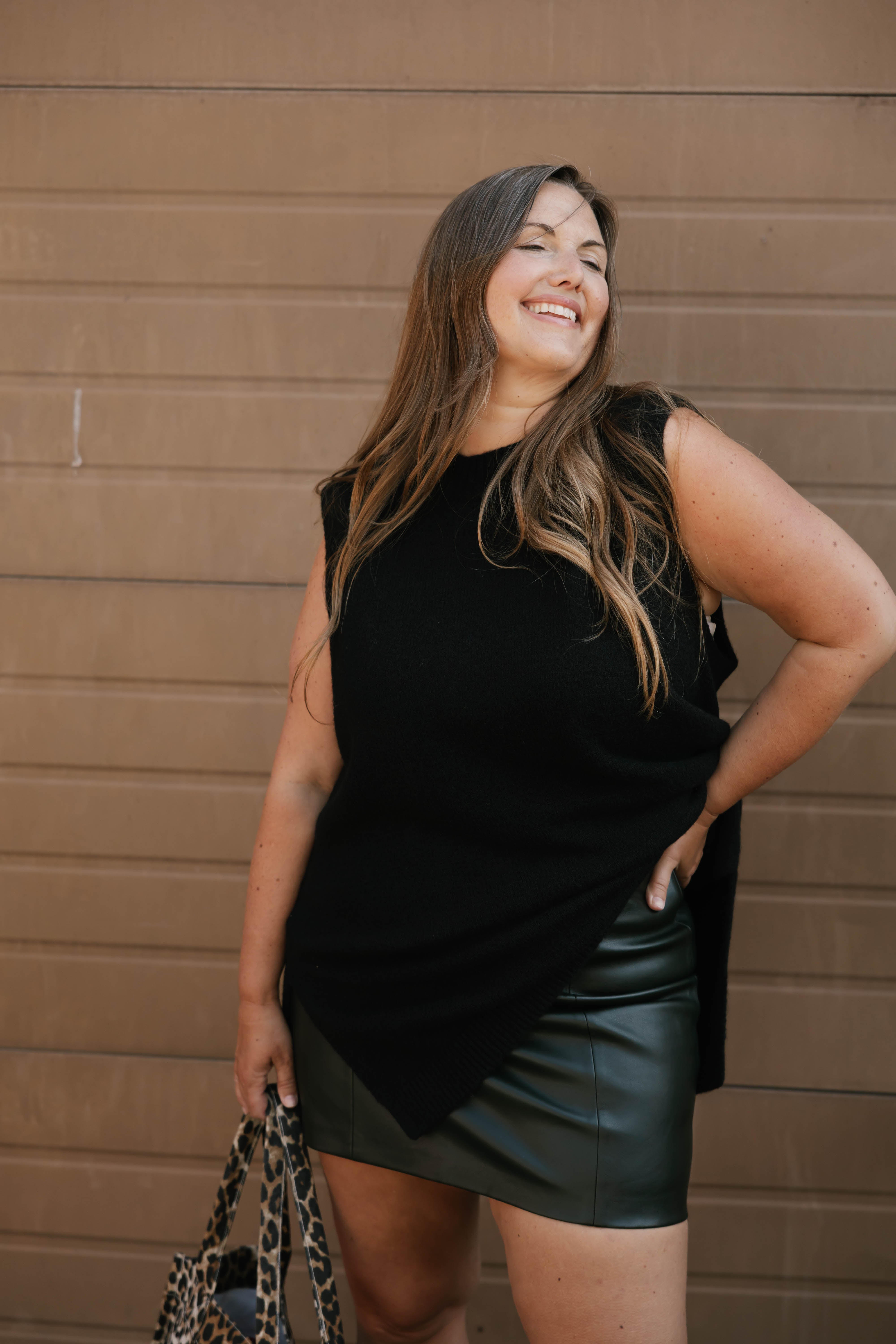 Charlie Sweater Tunic in Midnight Black