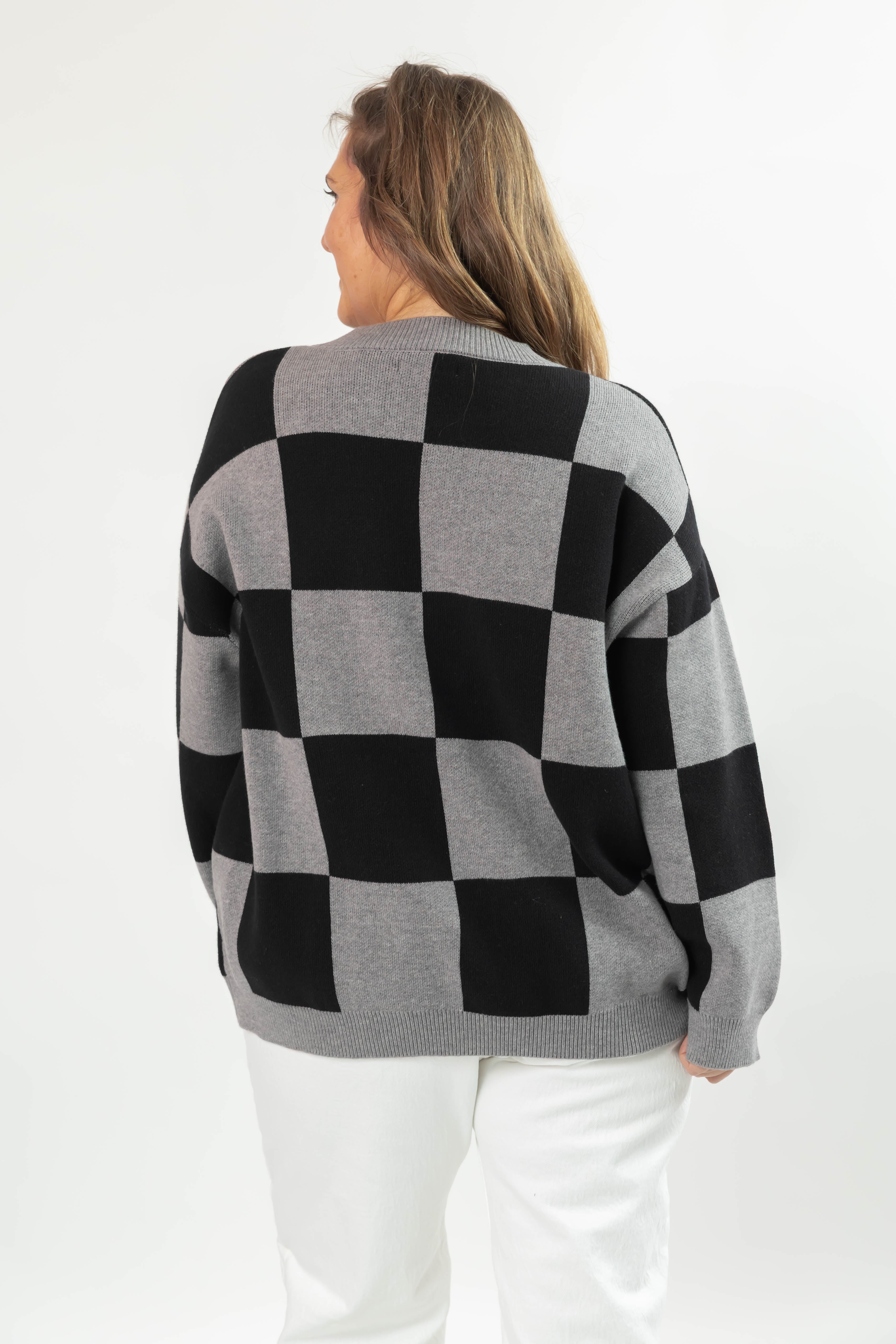 Chrissy Checkered Sweater in Grey/Black