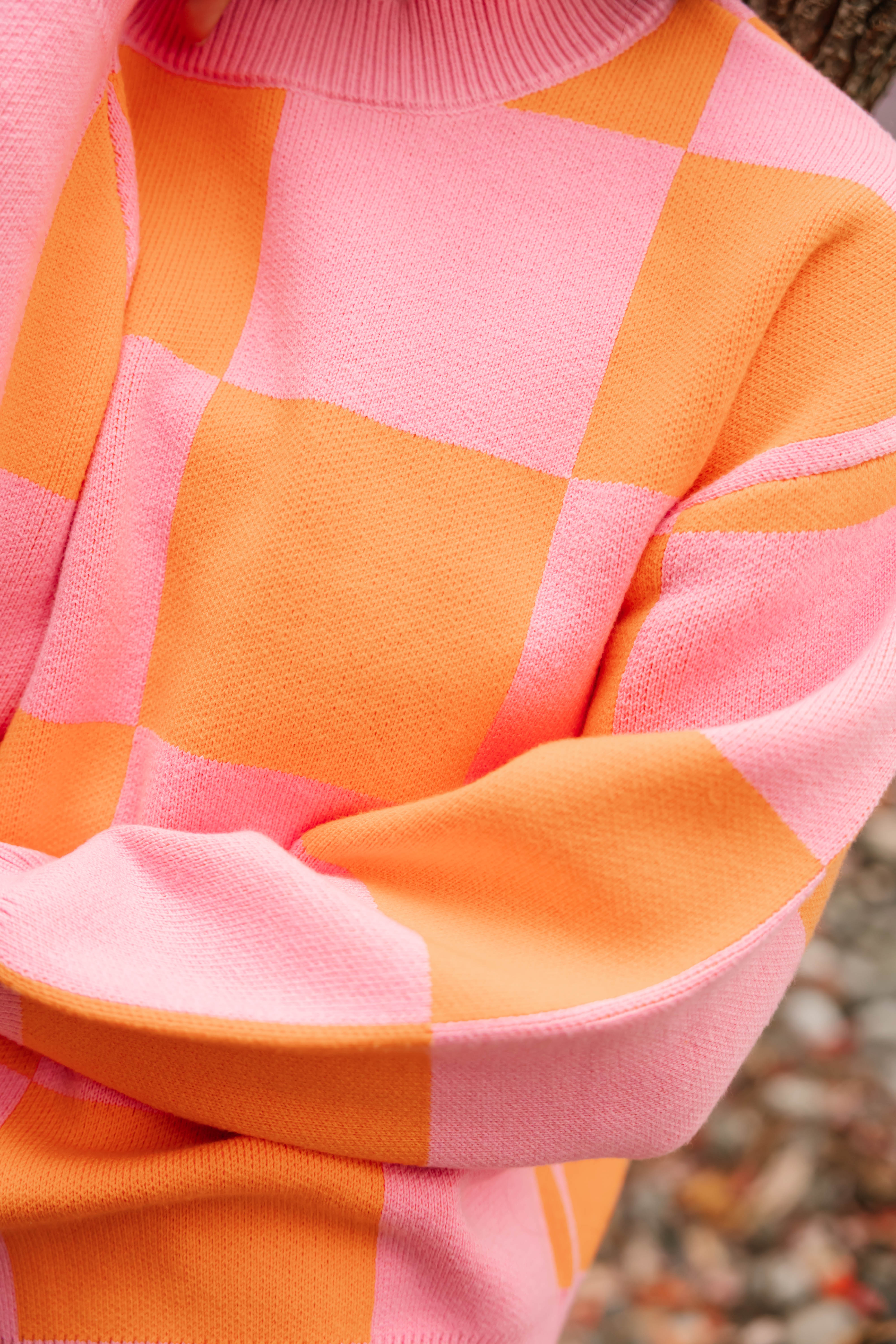 Chrissy Checkered Sweater in Pink/Orange