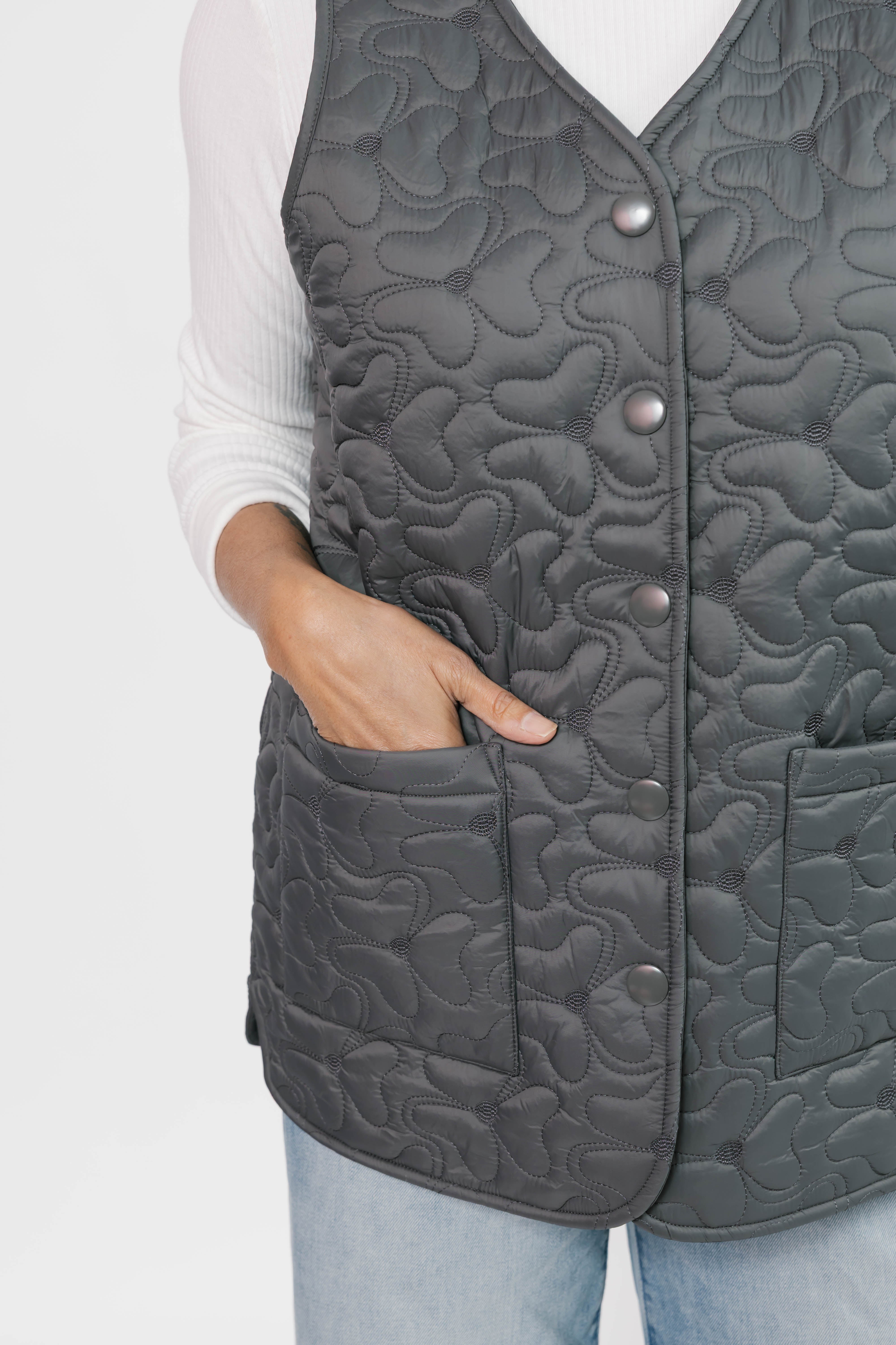 Carson Quilted Vest in Magnet Grey