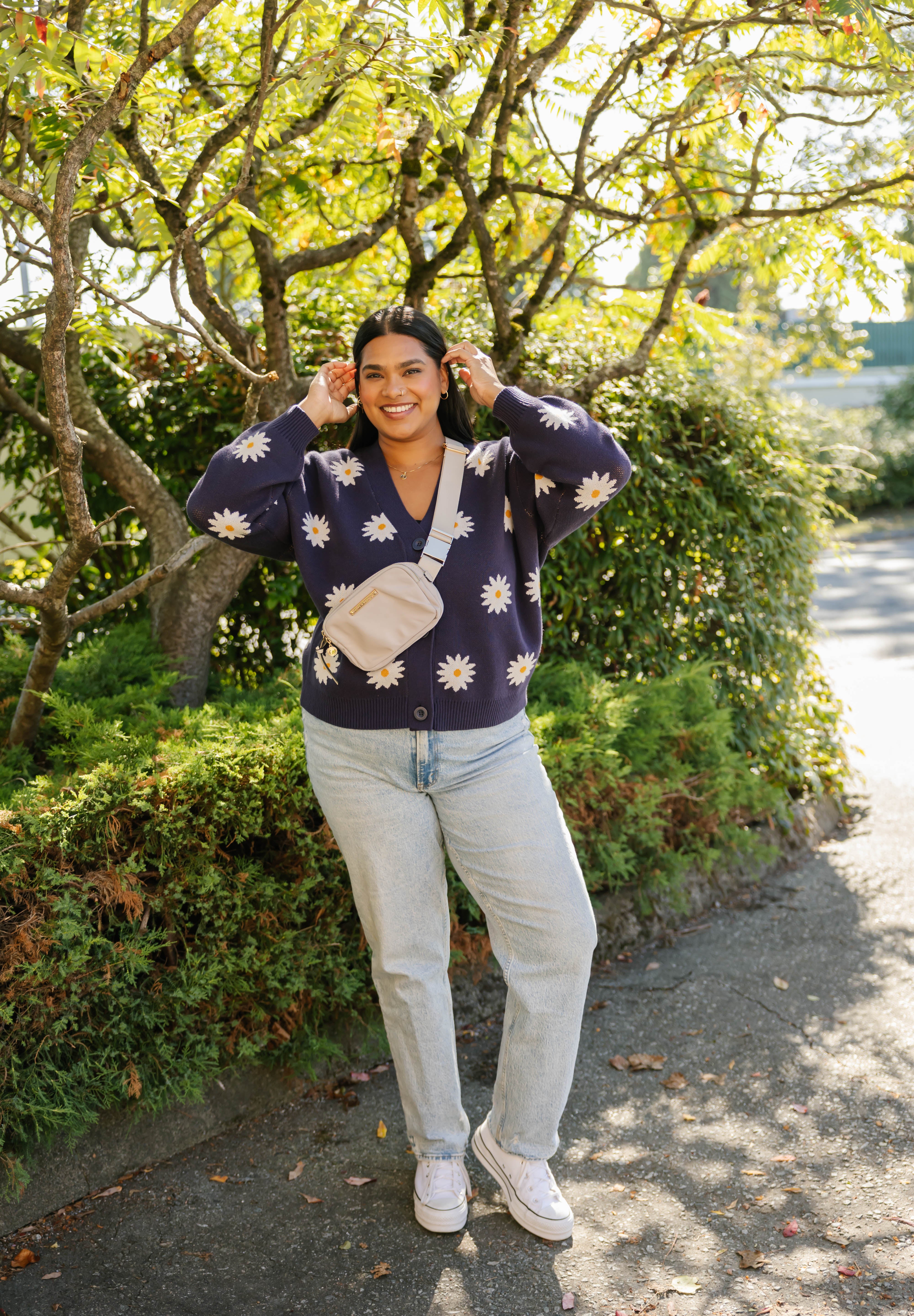 Daisy Cardigan in Navy Combo