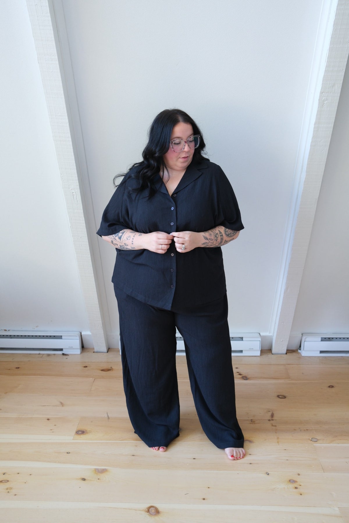 Alicia Plisse Top in Soft Black