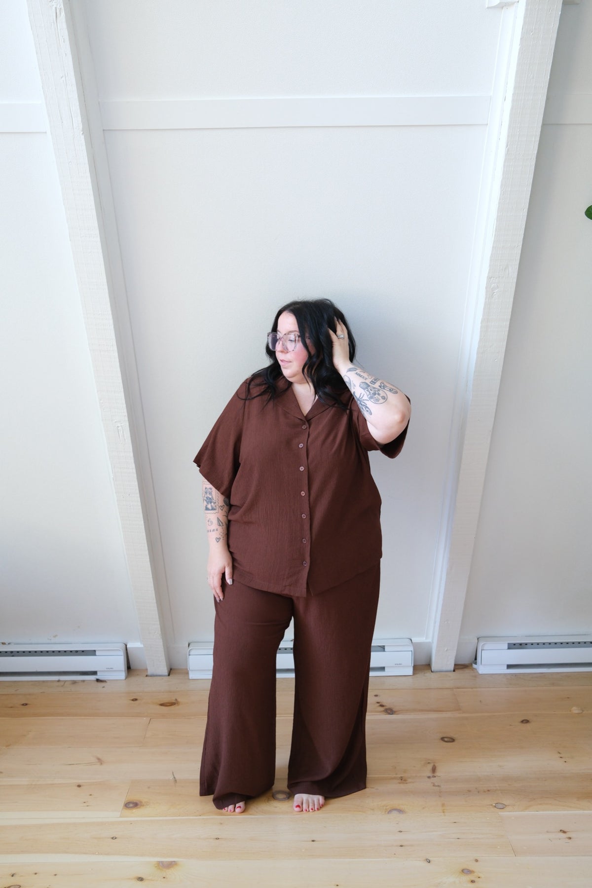 Alicia Plisse Top in Coffee Bean