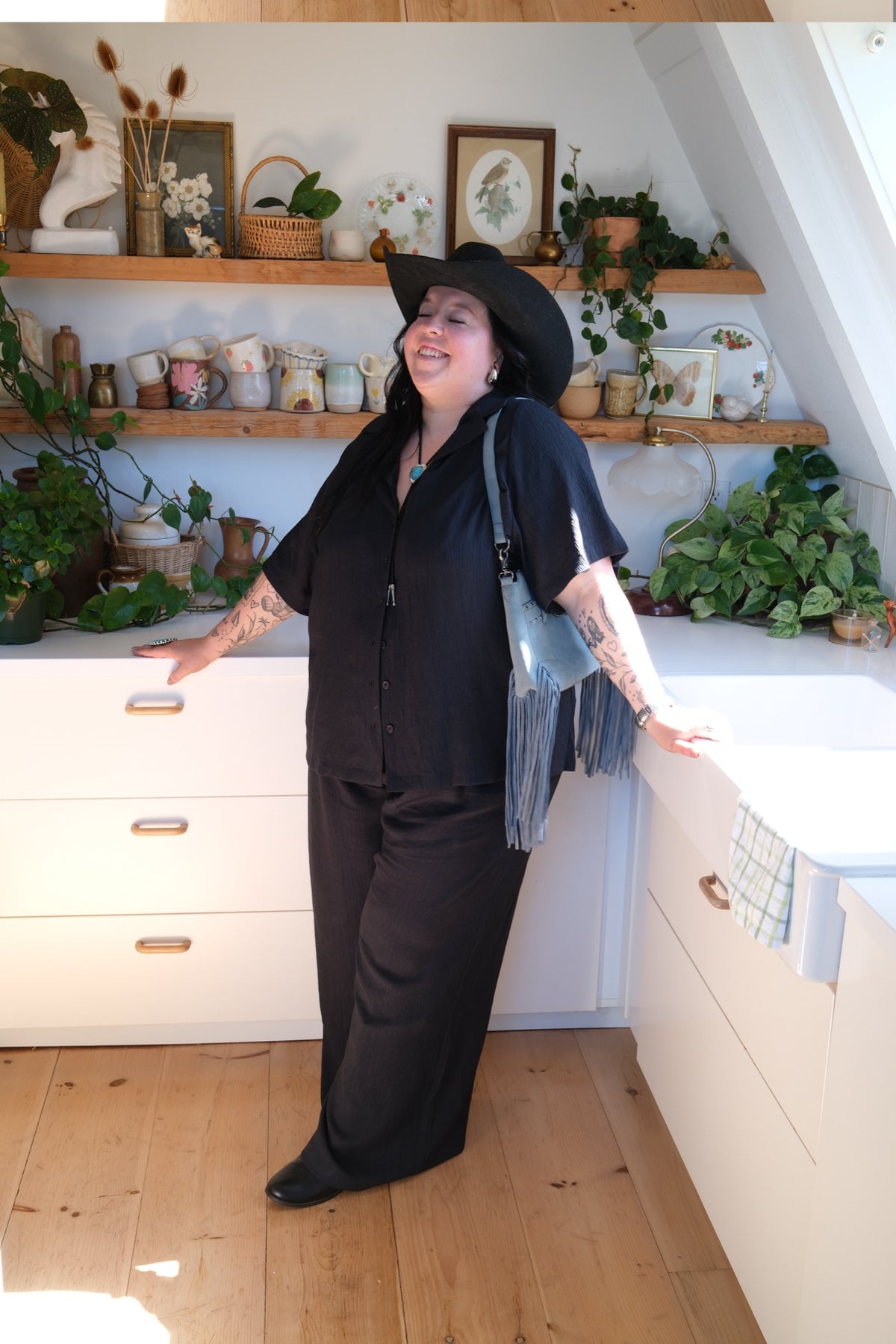 Alicia Plisse Pants in Soft Black