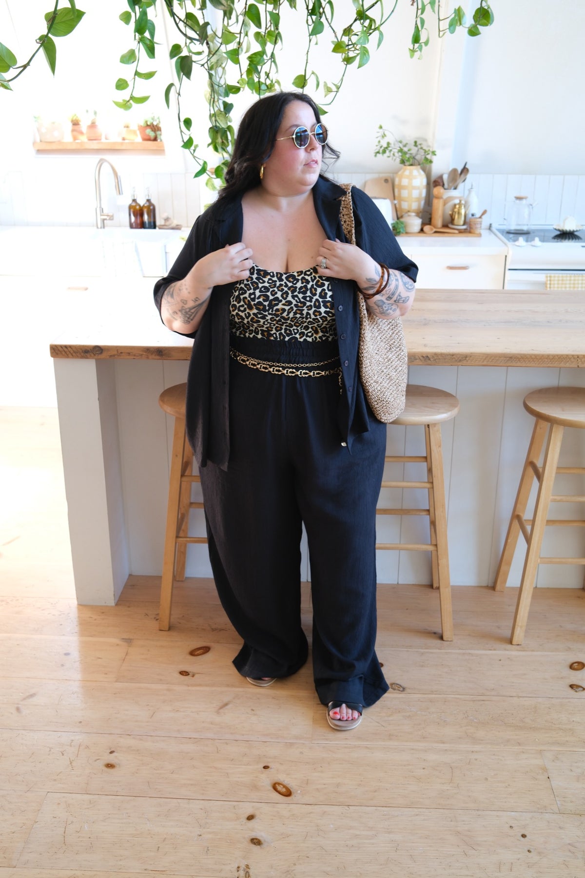 Alicia Plisse Pants in Soft Black