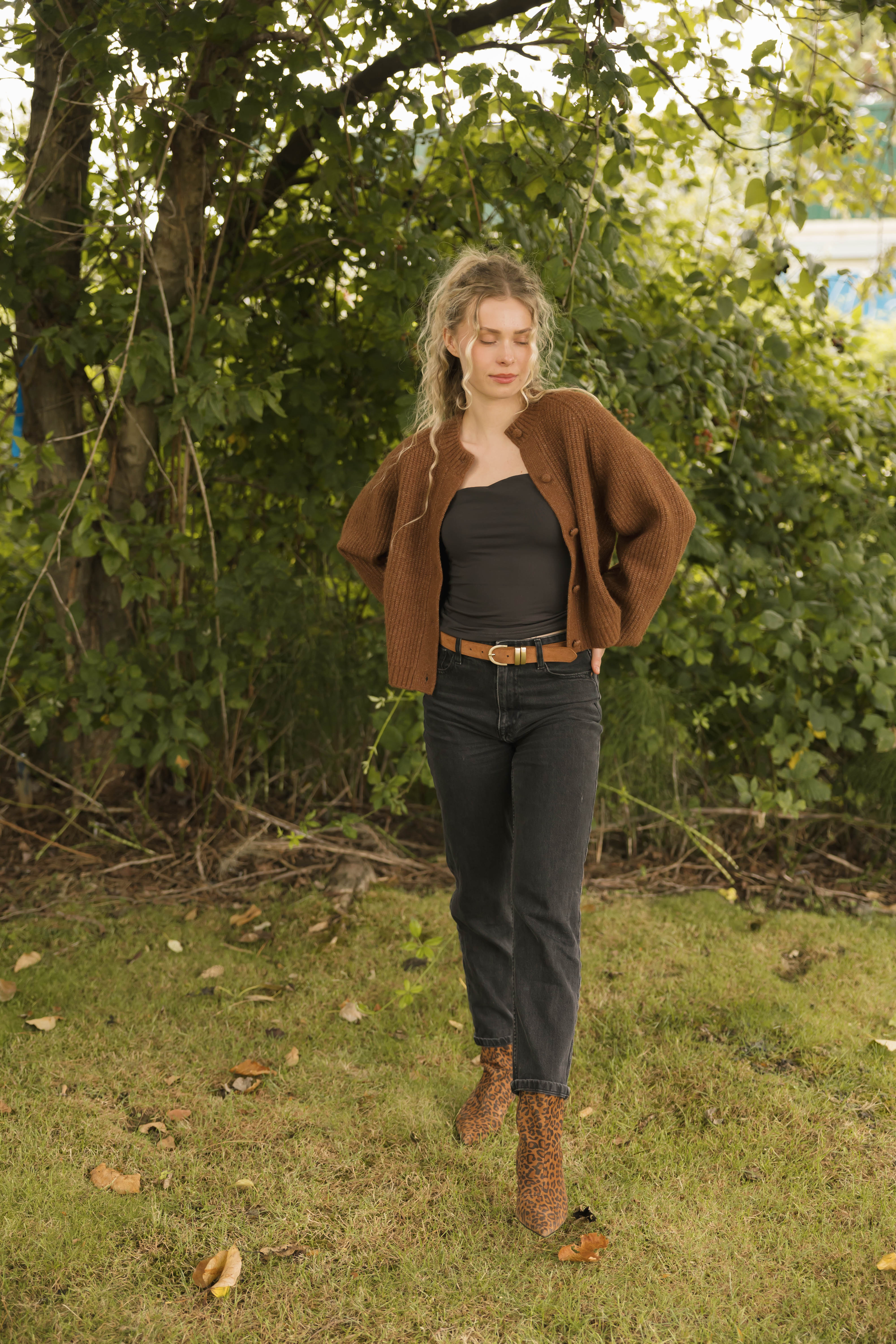 Esther Short Cardigan in Chestnut