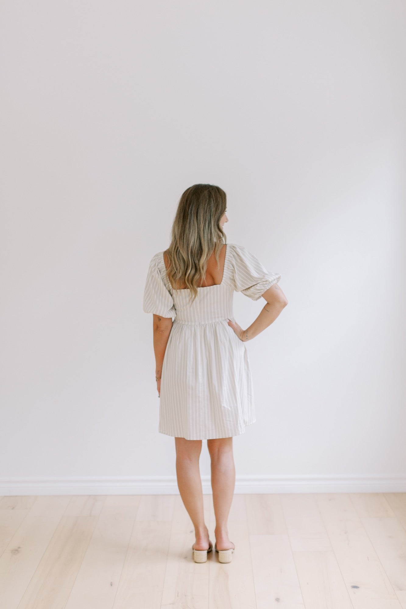 Sweet Days of Summer Box in Oatmeal Stripe