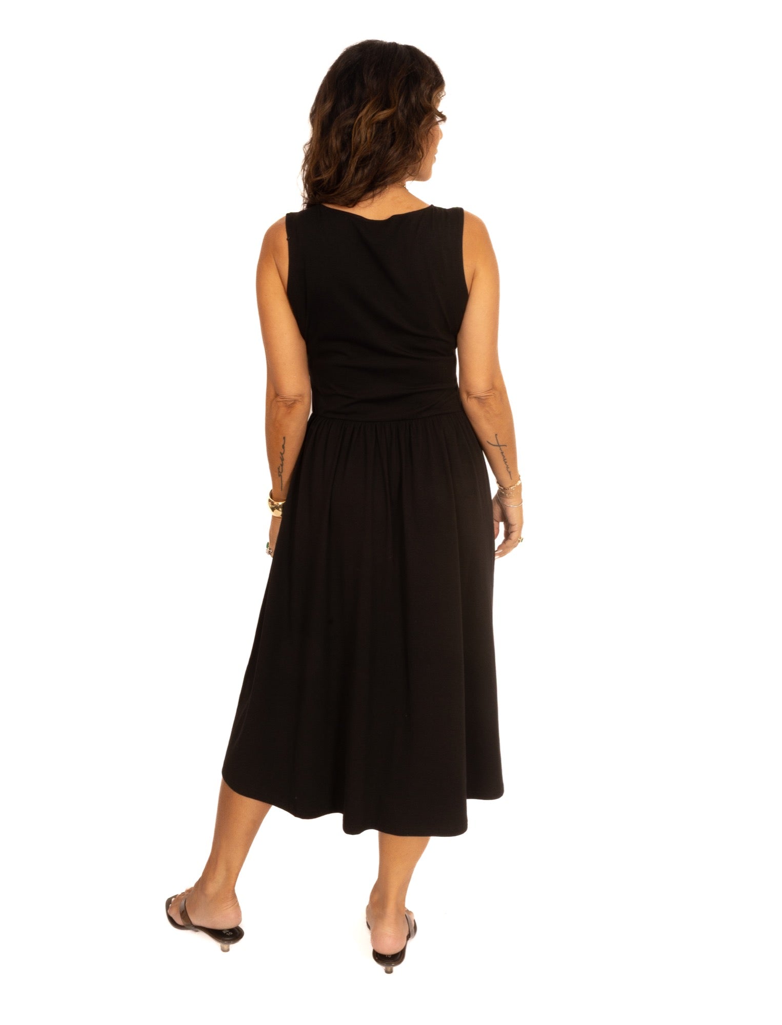Finley Midi Dress in Midnight Black