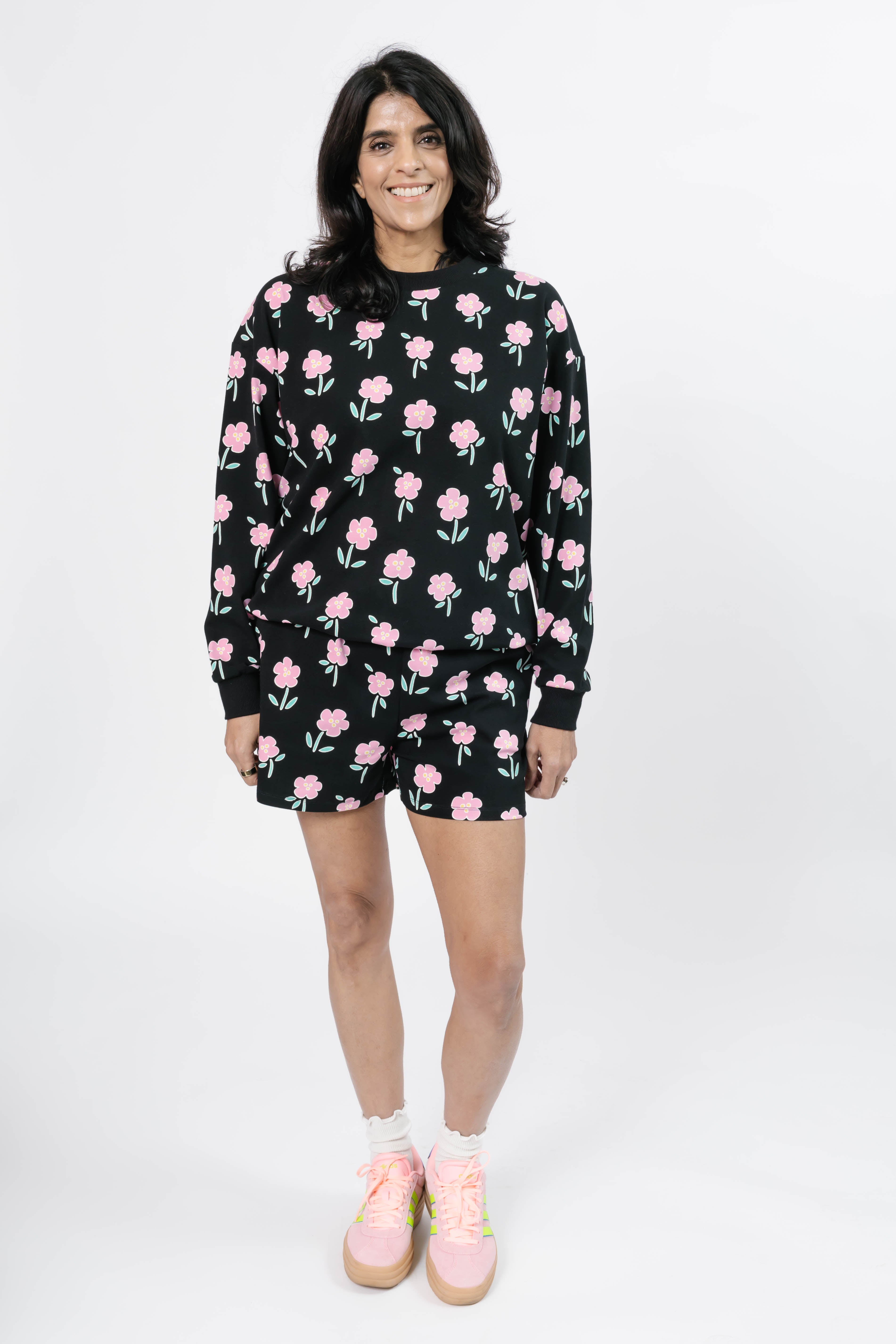 Fresh Floral Hang Out Crew in Black Floral