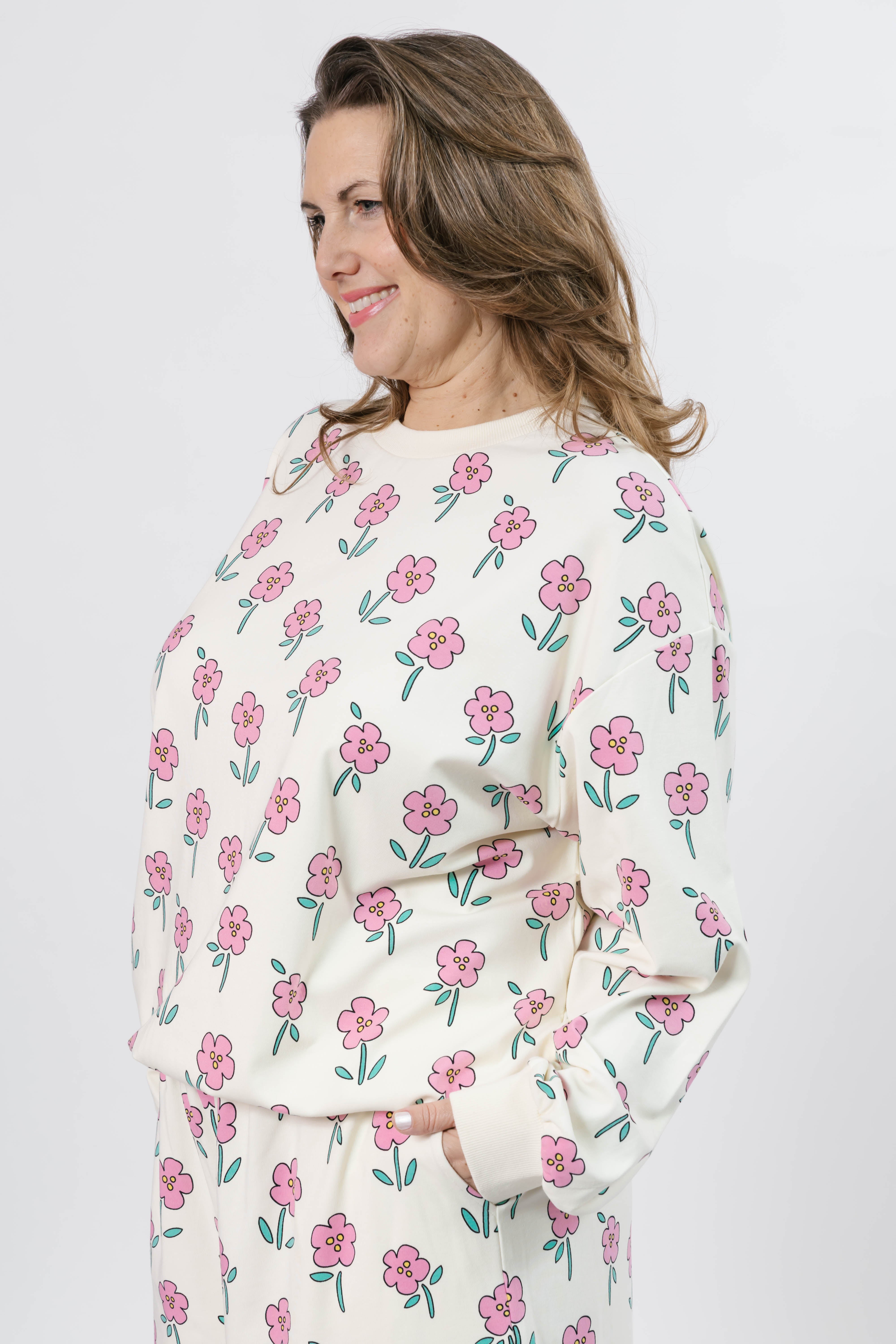 Fresh Floral Hang Out Crew in Pink Floral