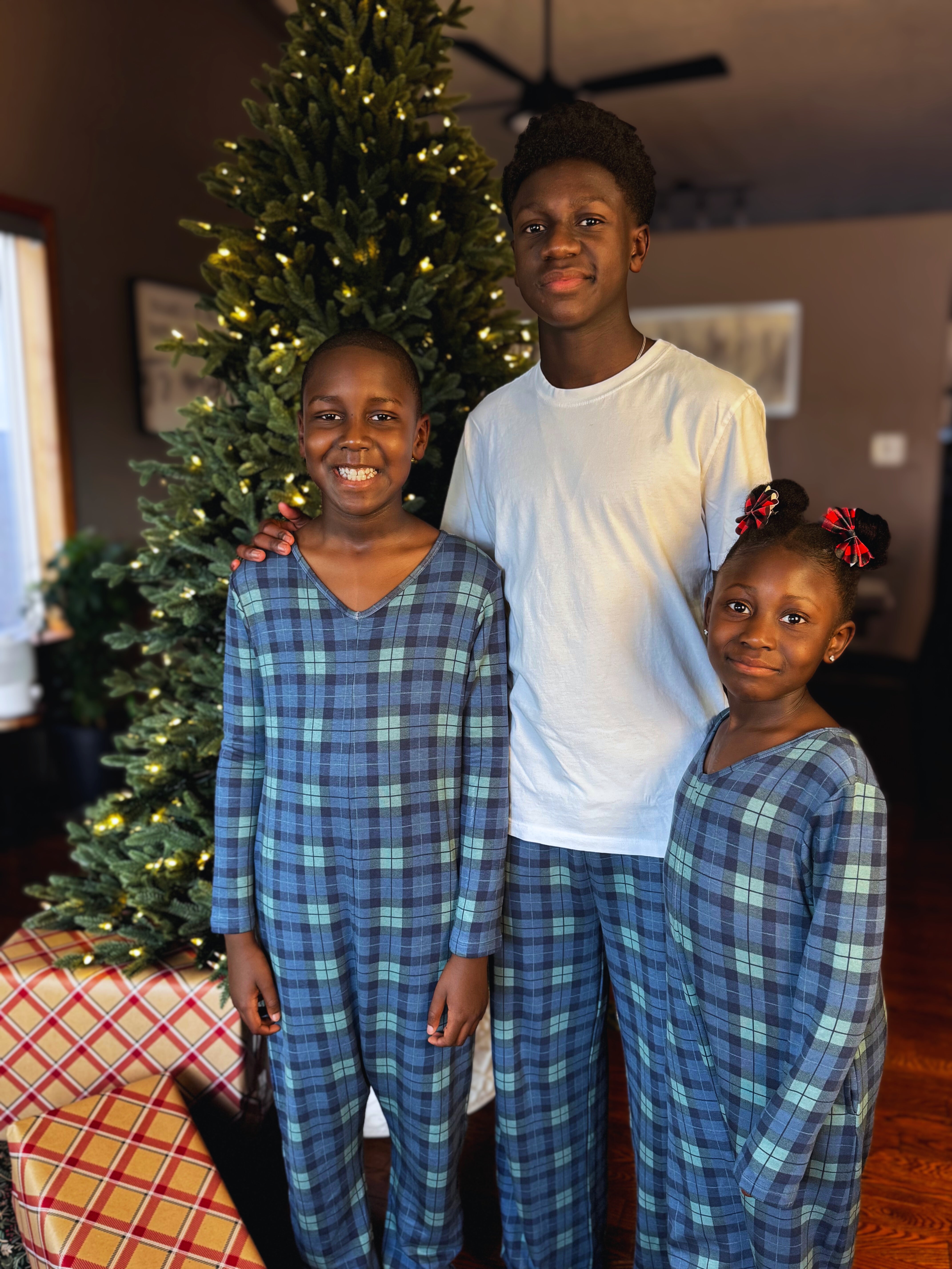 Unisex Friday Straight Leg Pant in Navy Plaid