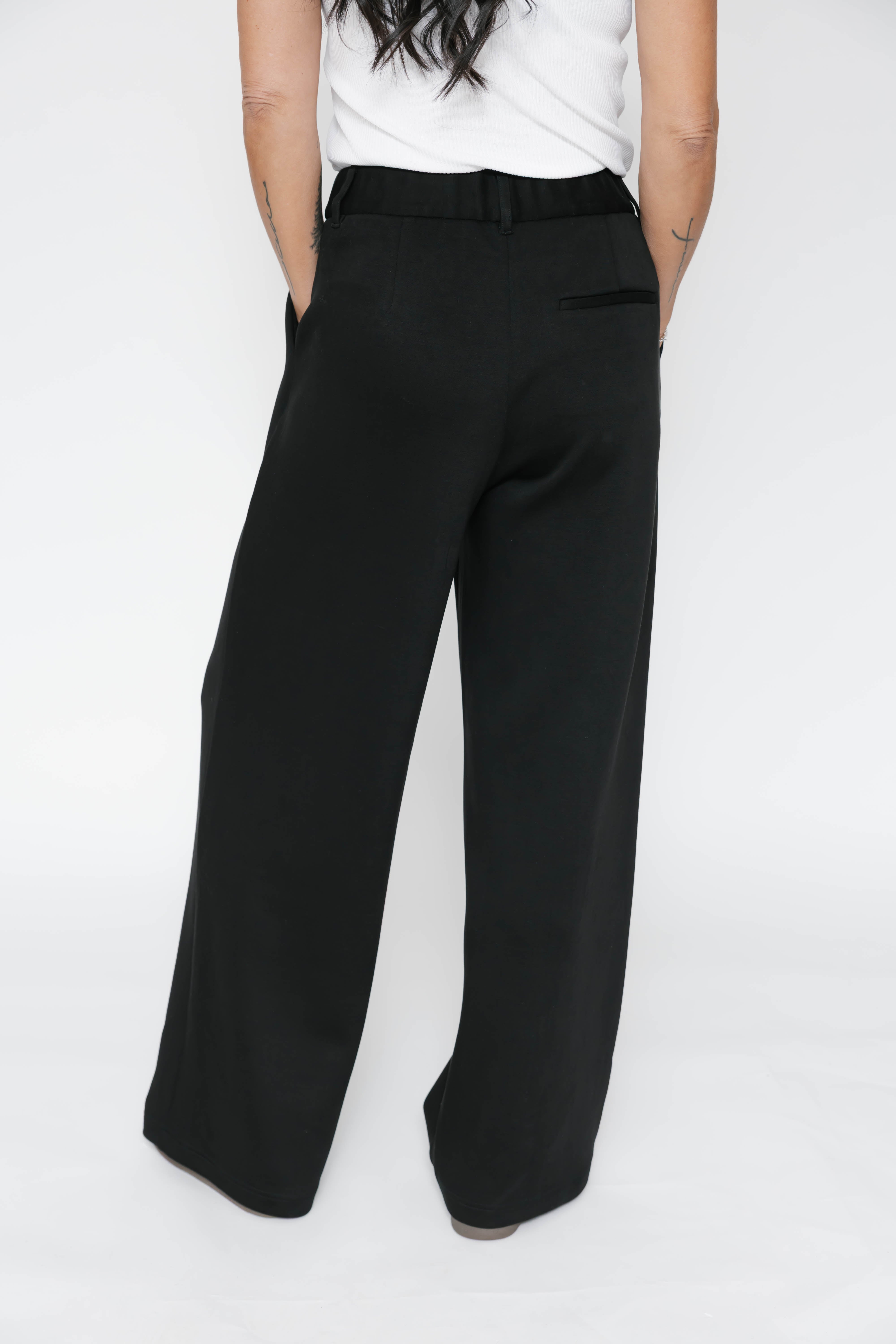 Halle Microscuba Pants in Midnight Black