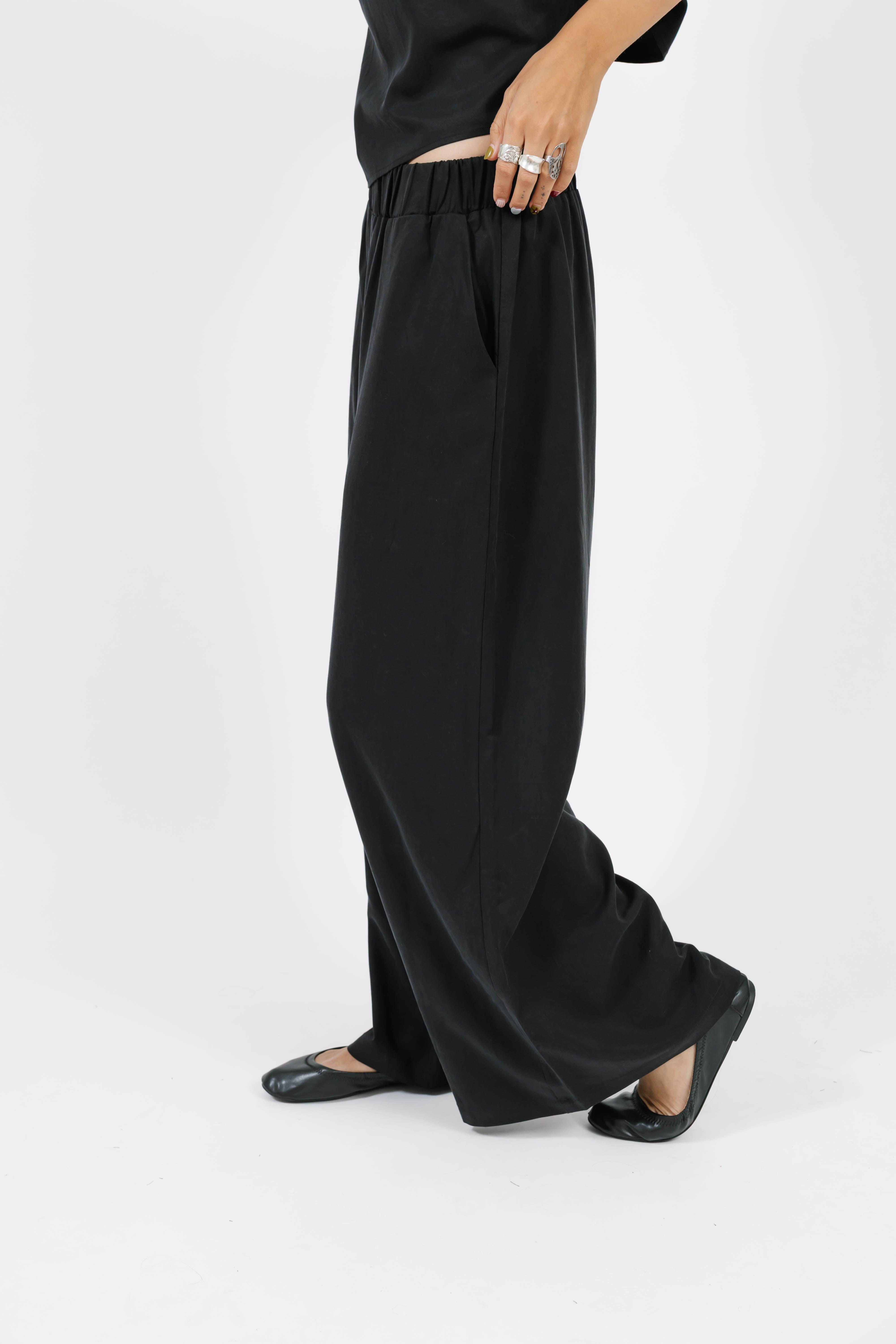 Celine Wide Leg Pants in Soft Black
