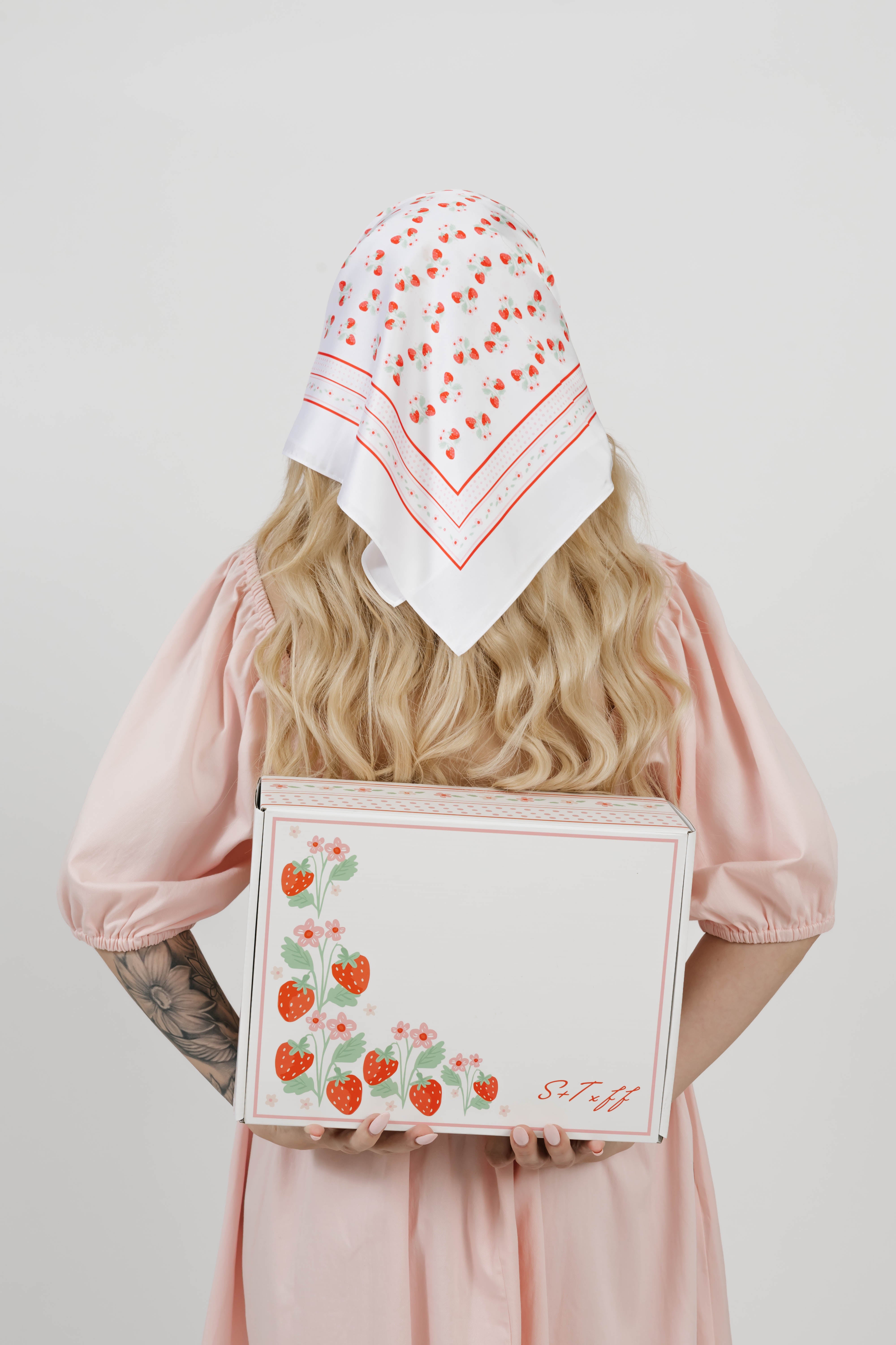 Sweet Days of Summer Box in Soft Pink