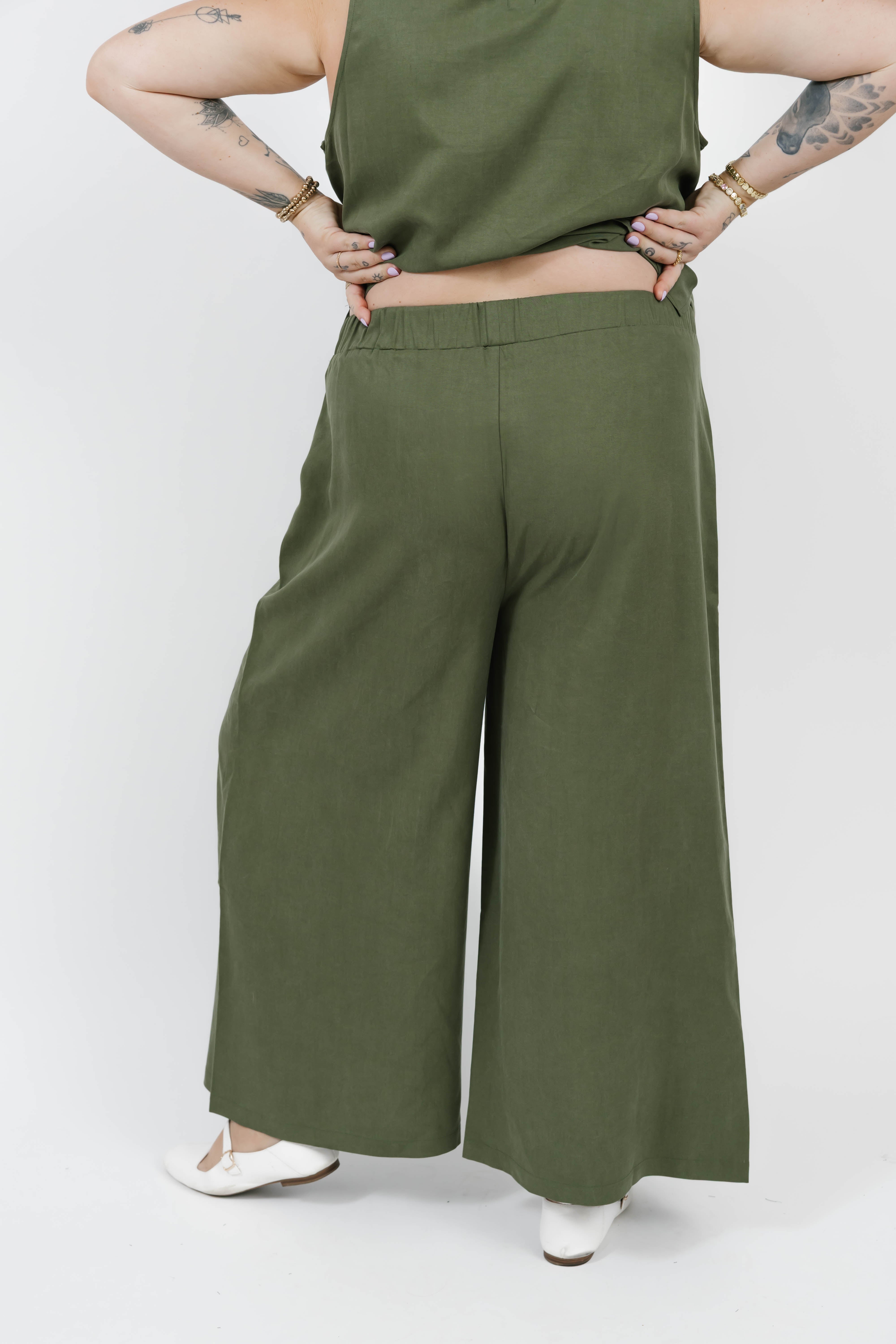 Celine Wide Leg Pants in Olive
