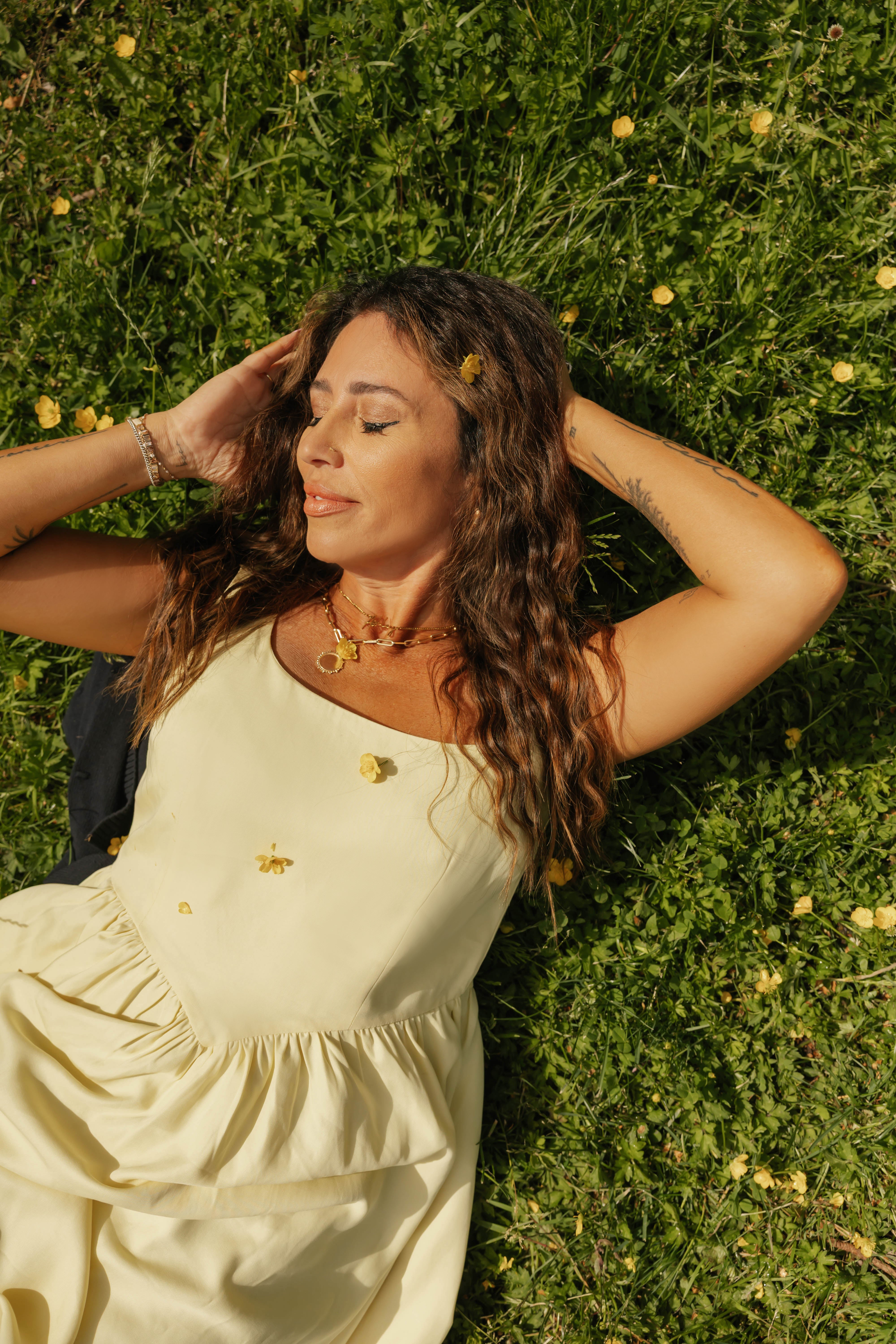 Georgia Midi Dress in Butter Yellow