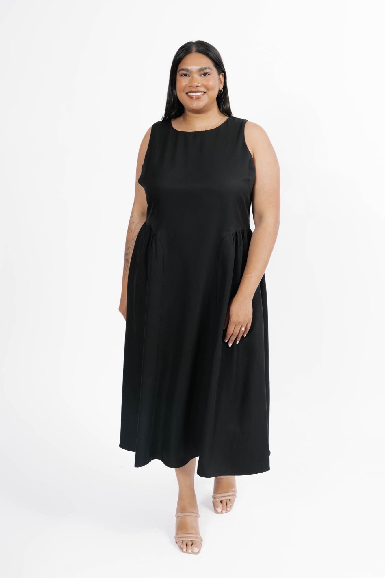 Grace Midi Dress in Midnight Black