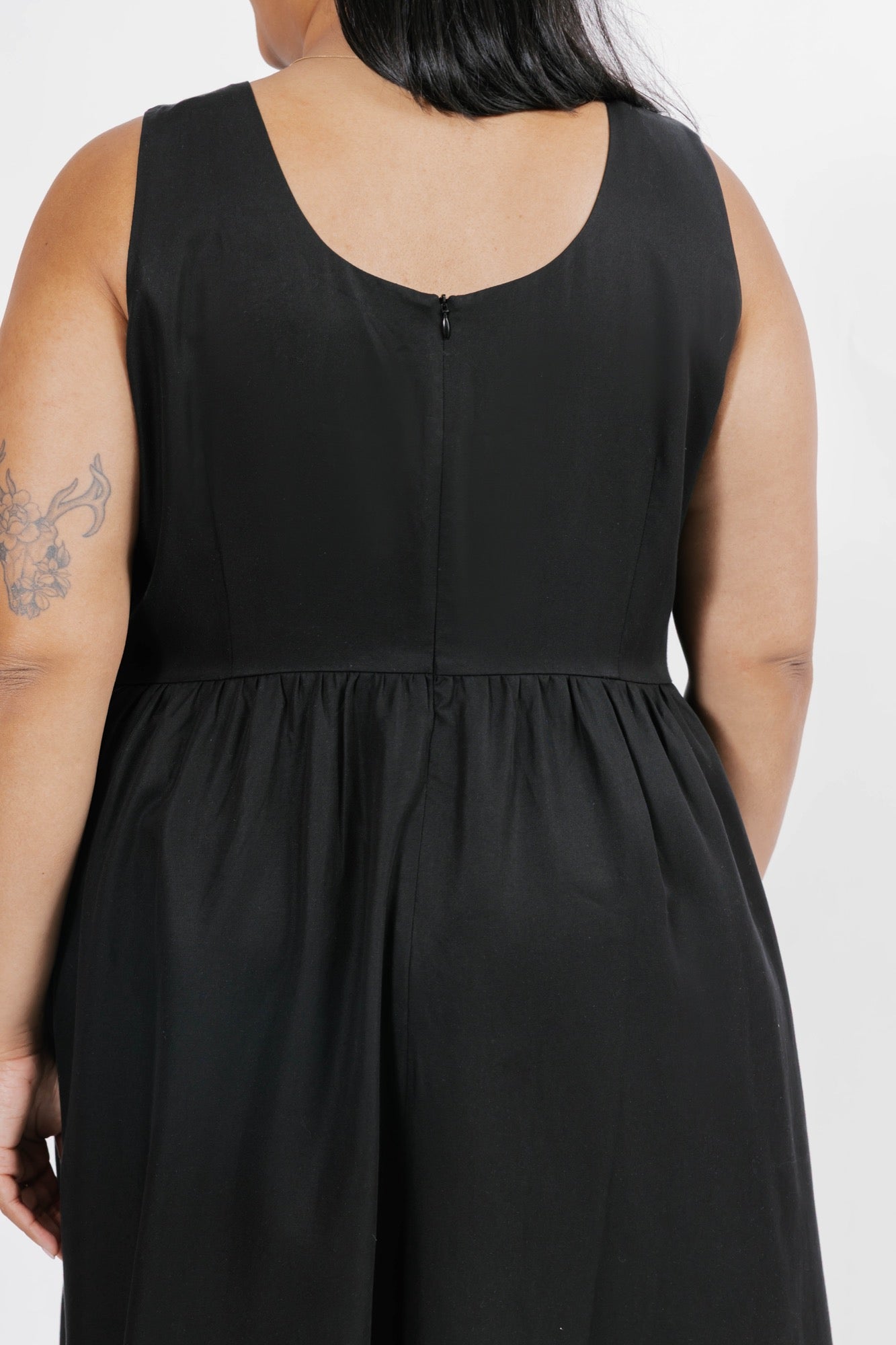 Grace Midi Dress in Midnight Black
