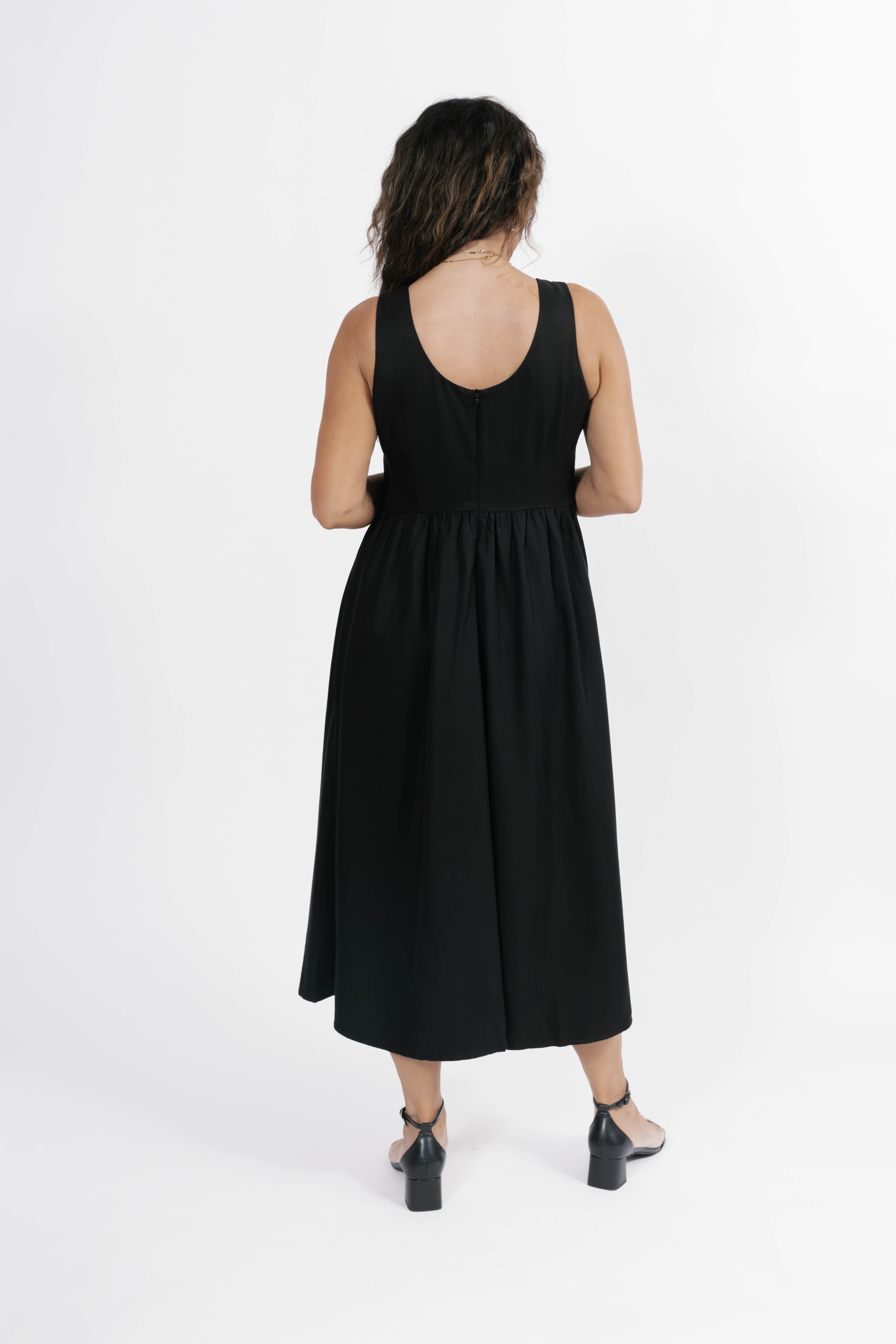 Grace Midi Dress in Midnight Black