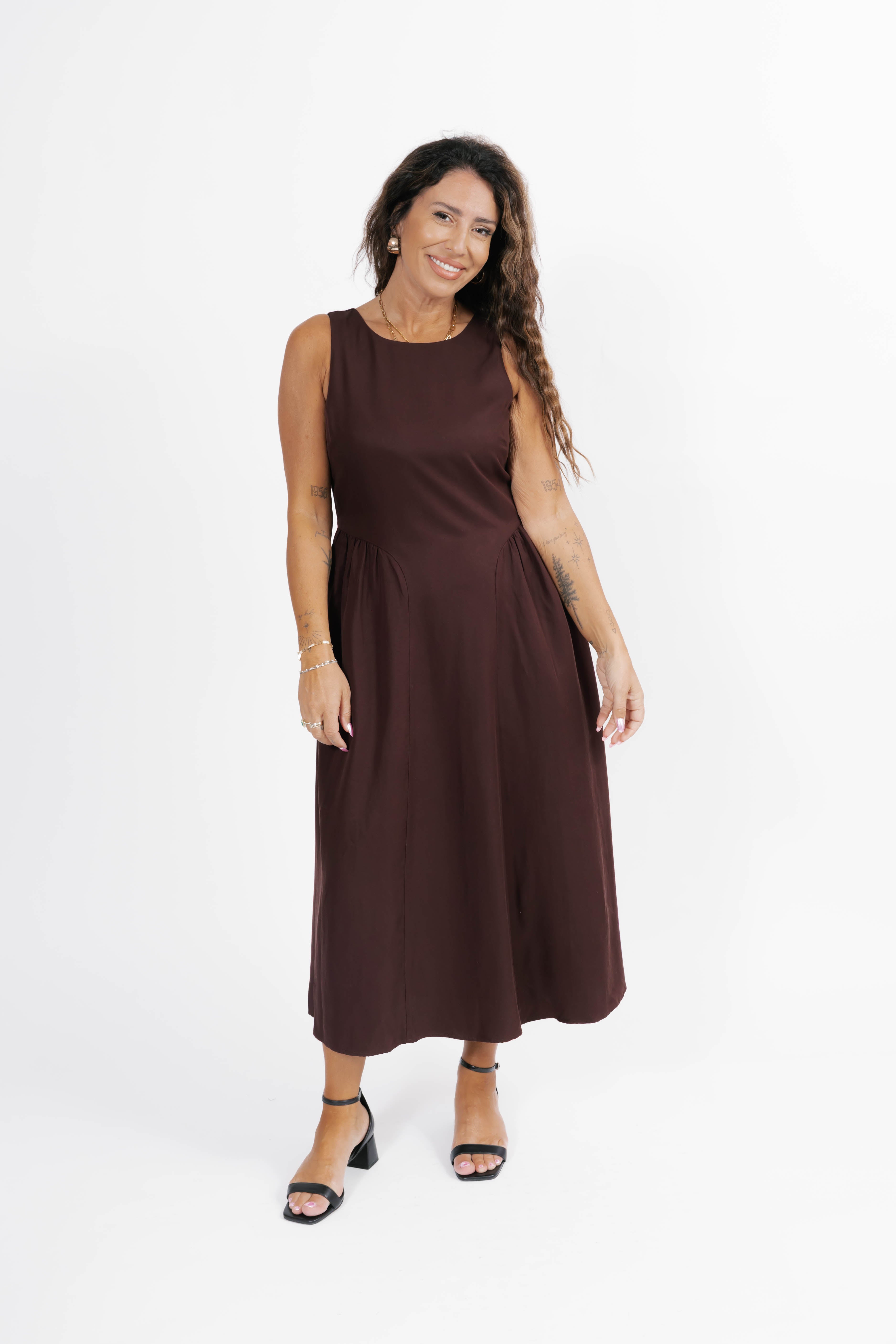 Grace Midi Dress in Rich Brown