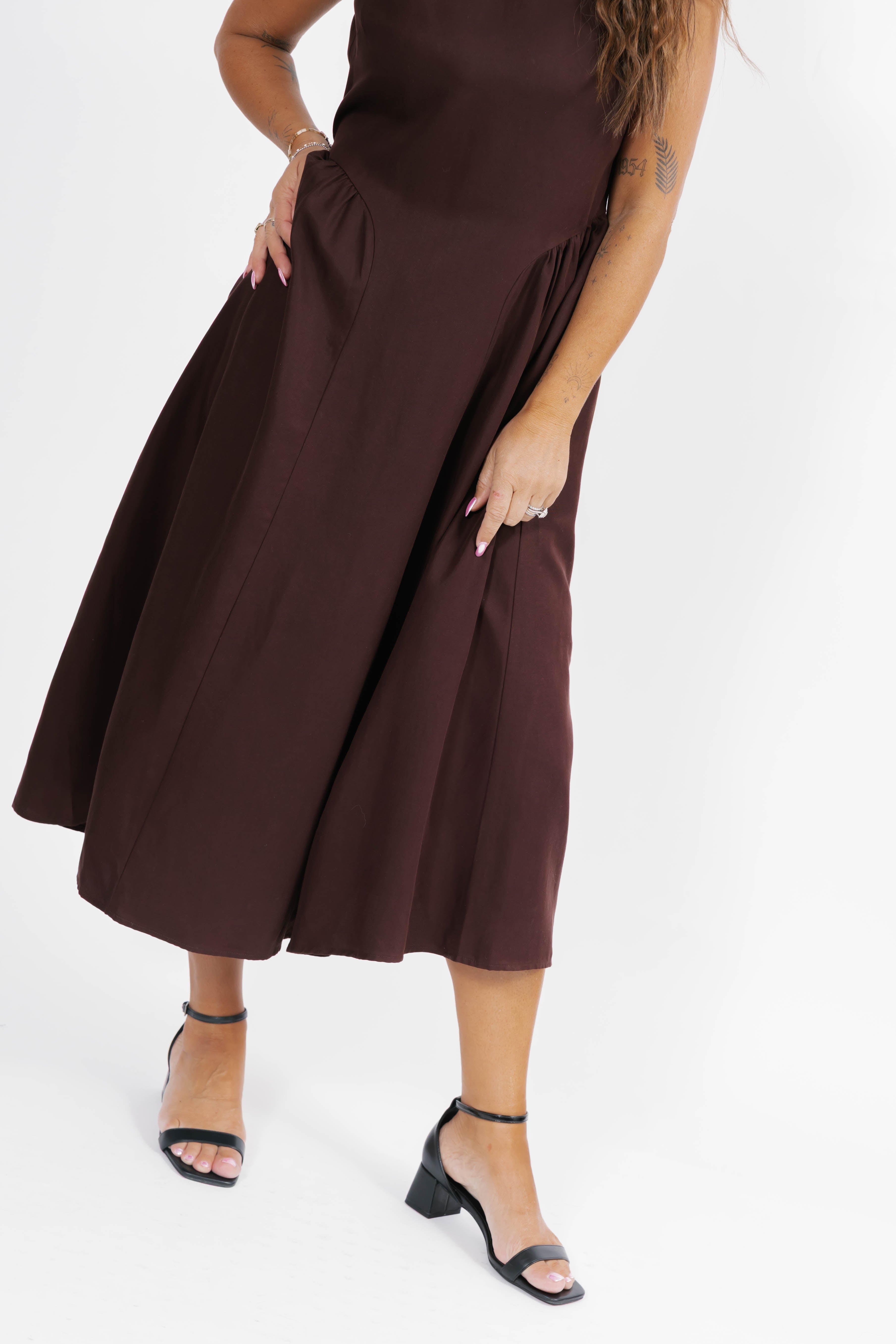 Grace Midi Dress in Rich Brown