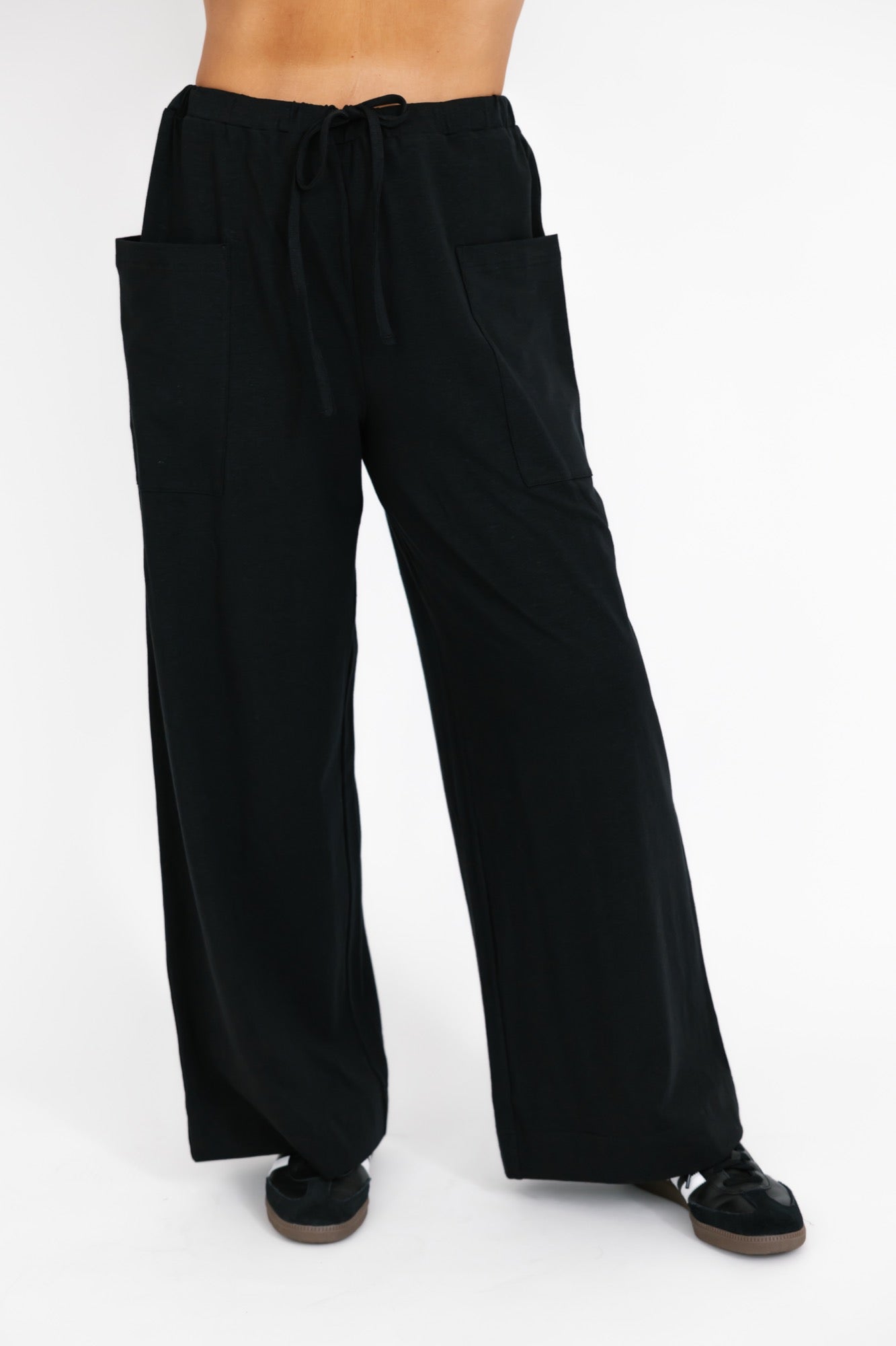 Knox Cargo Pant in Midnight Black