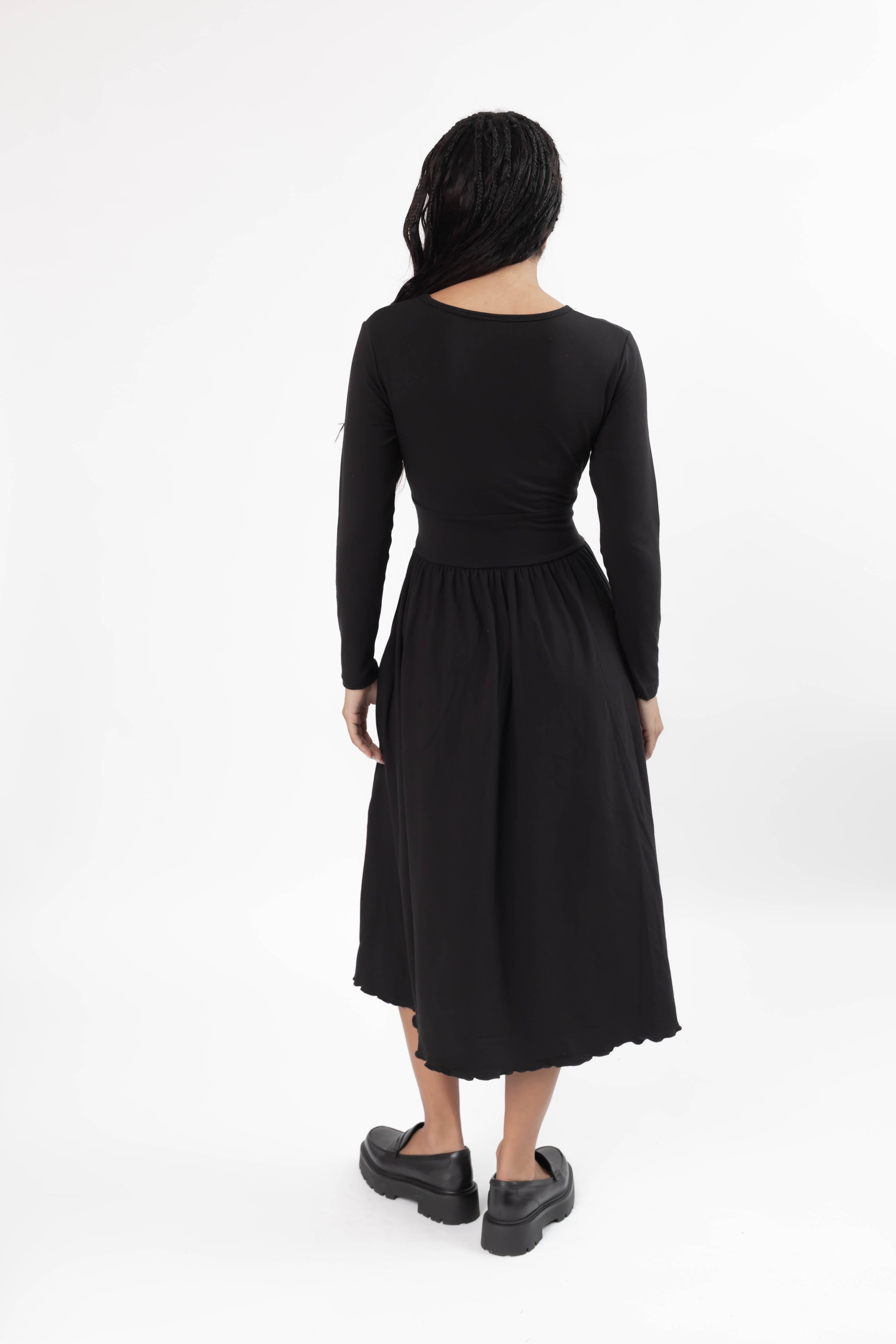 Leah Midi Dress in Midnight Black