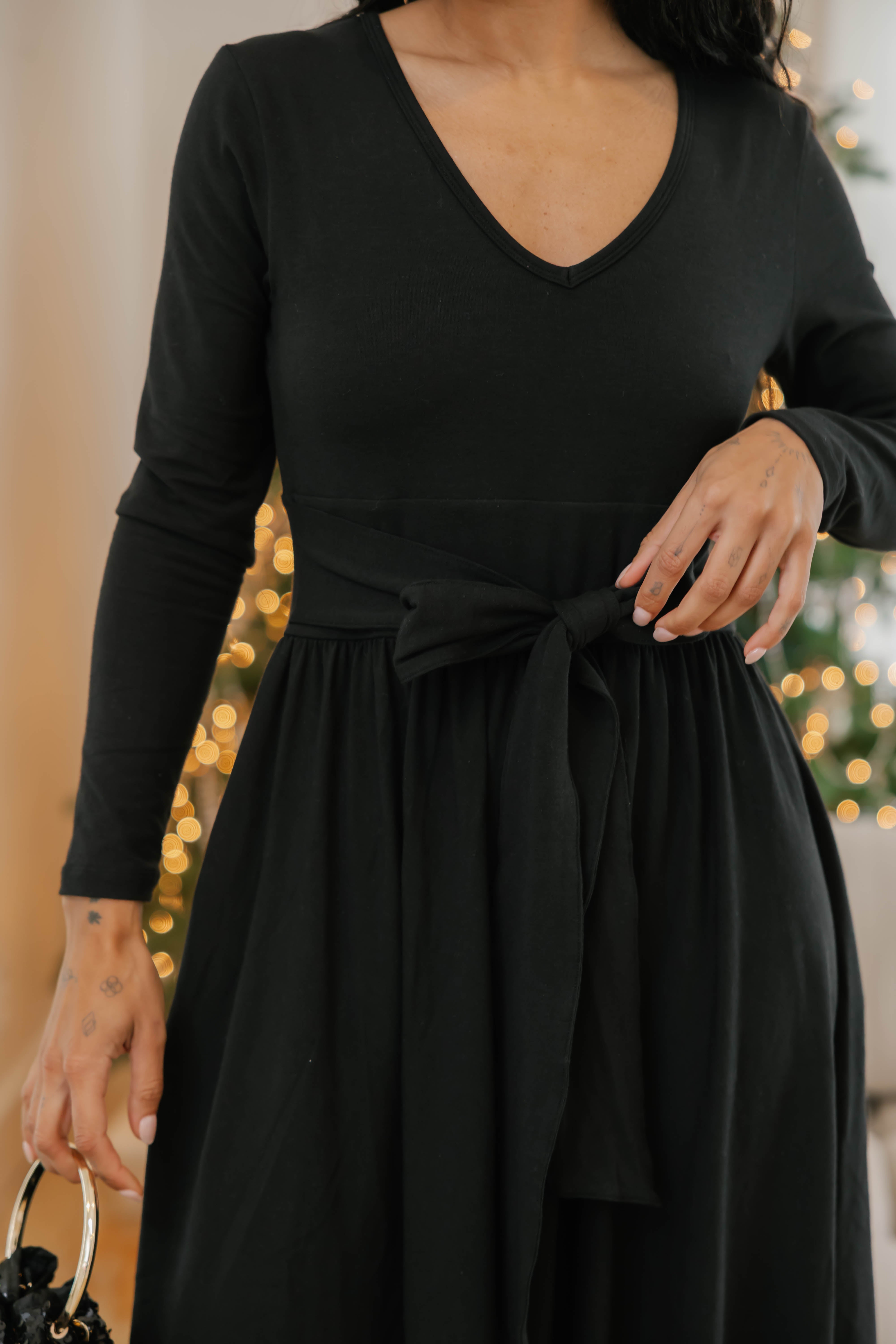 Leah Midi Dress in Midnight Black