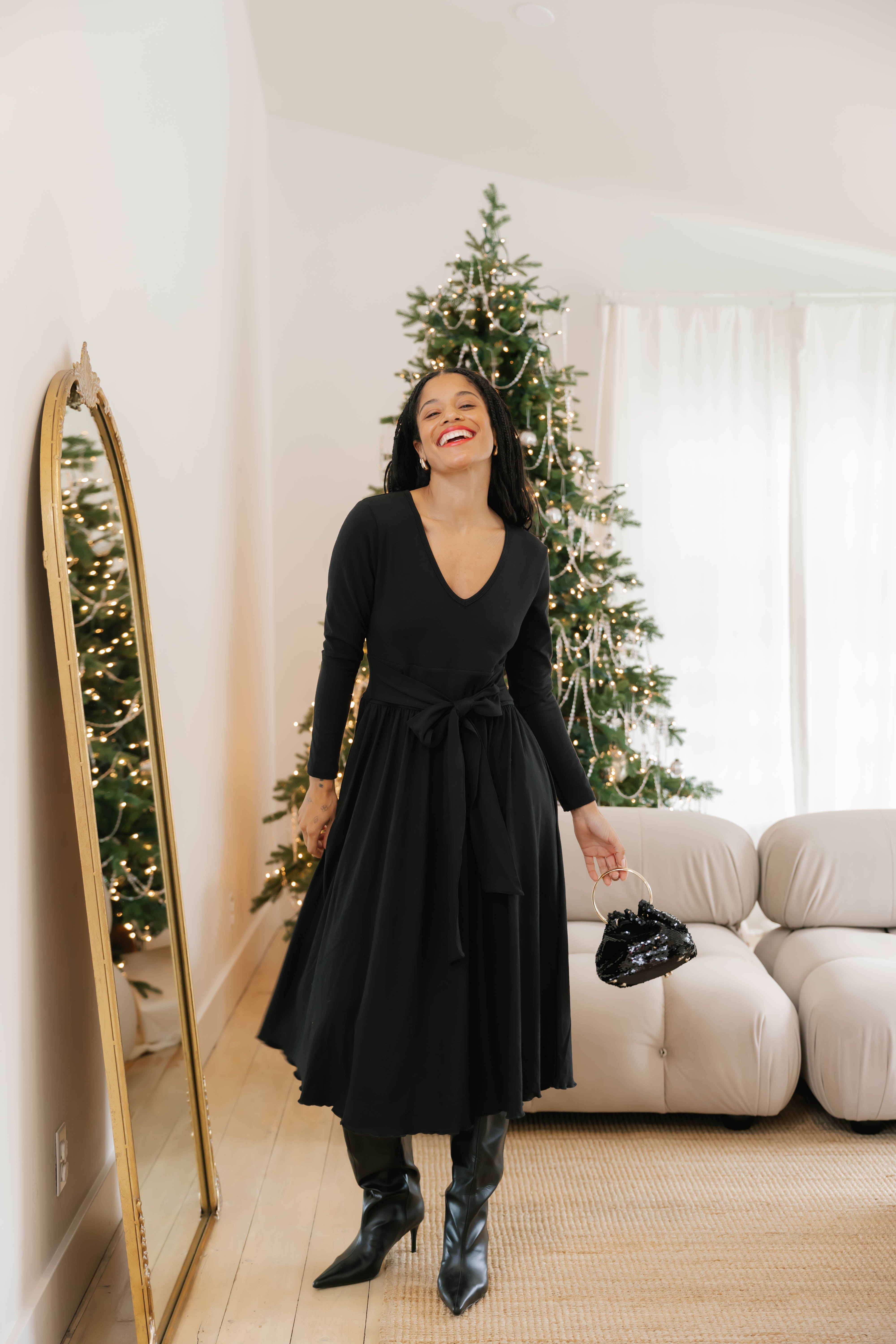 Leah Midi Dress in Midnight Black