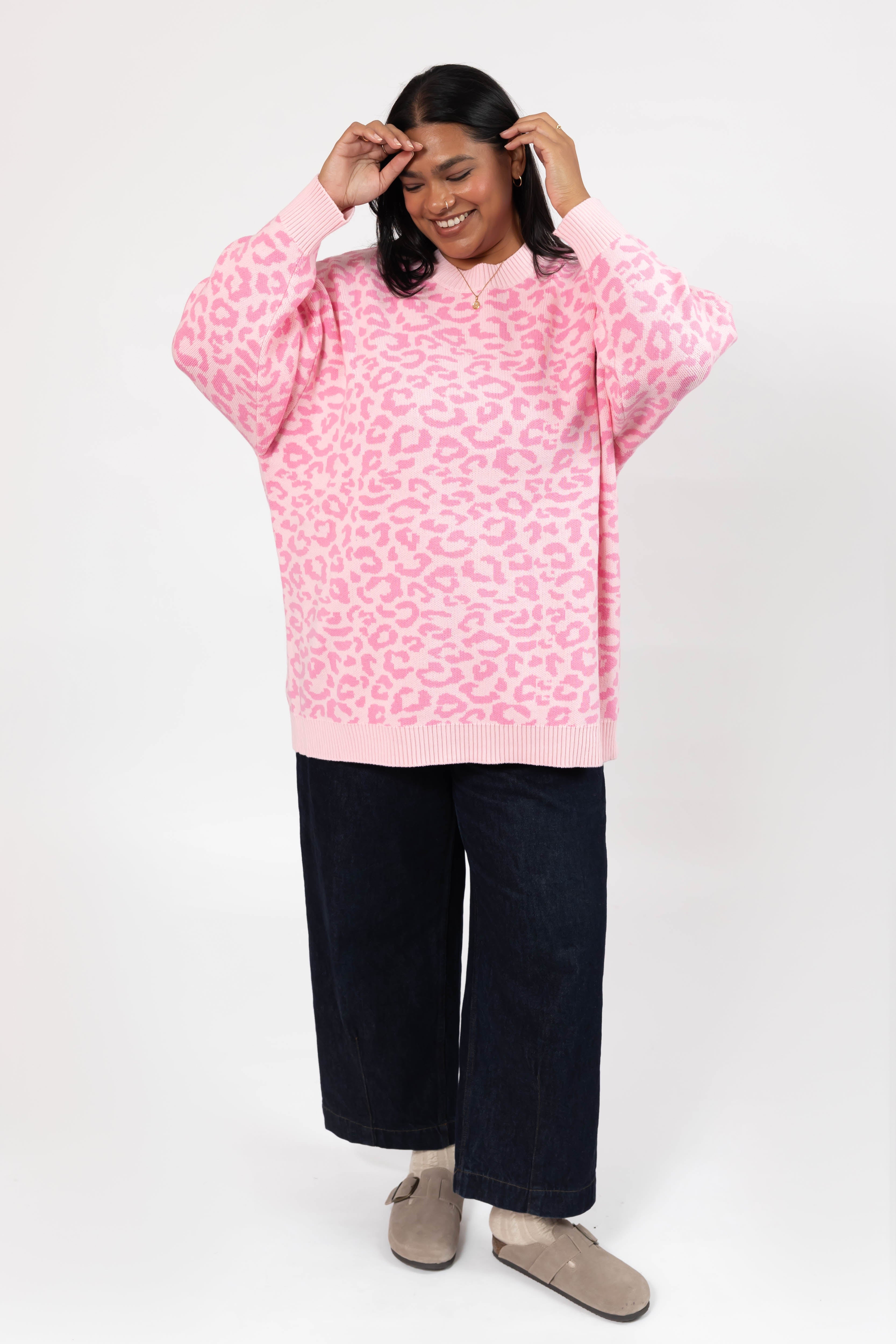 Leopard Long Sweater in Light Pink/Pink