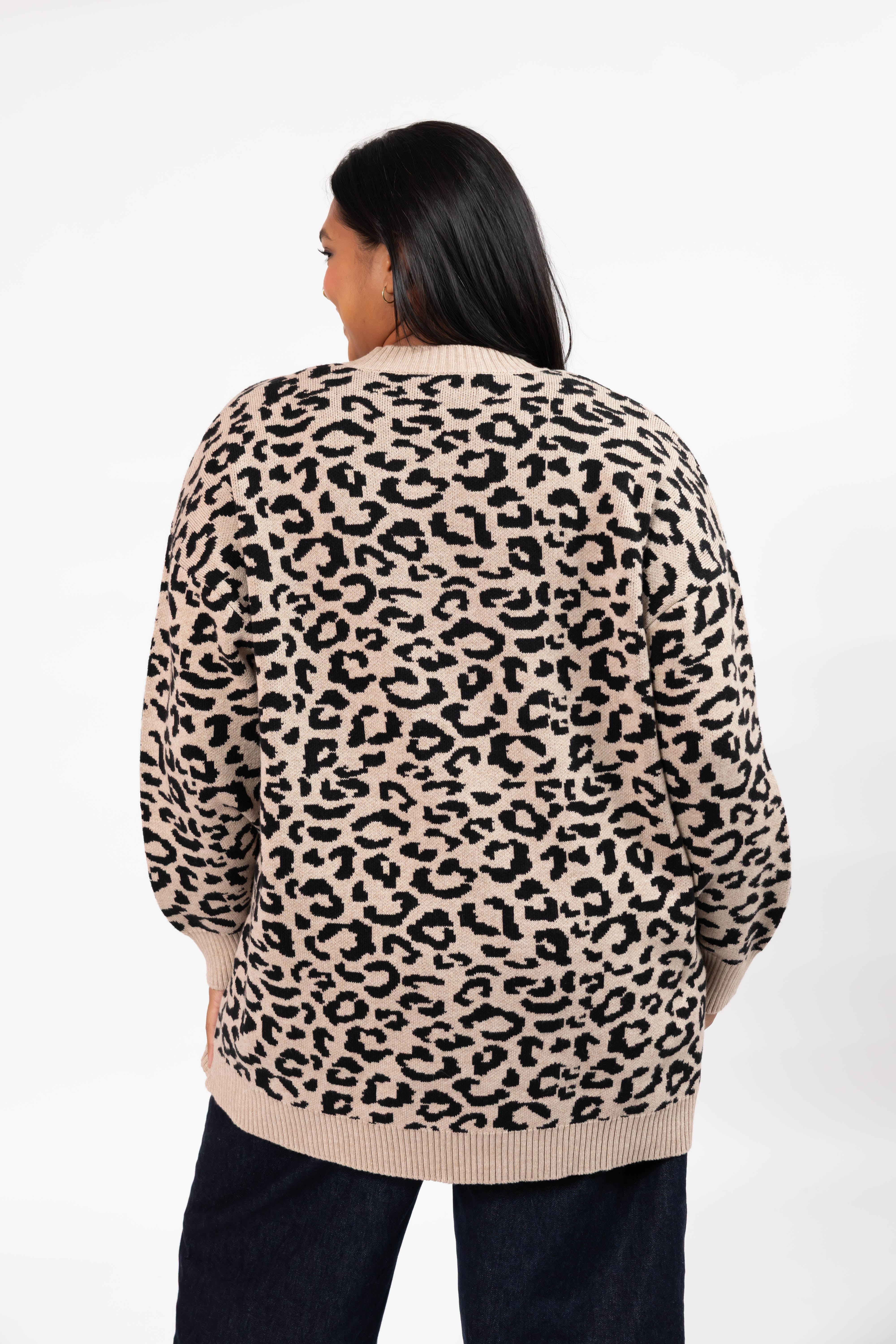 Leopard Long Sweater in Taupe/Midnight Black