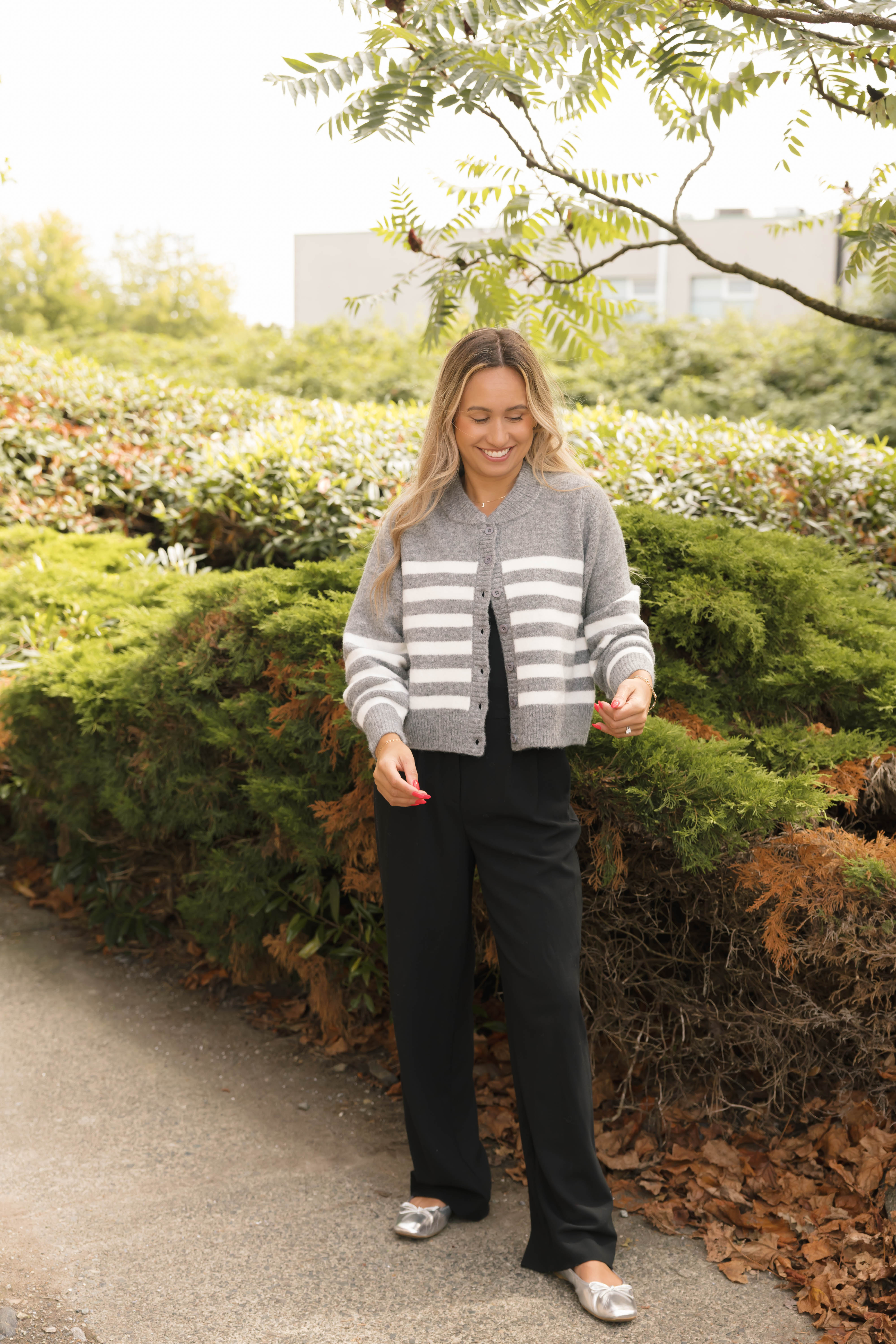 Mabel Striped Short Cardigan in Heather Grey/Ivory